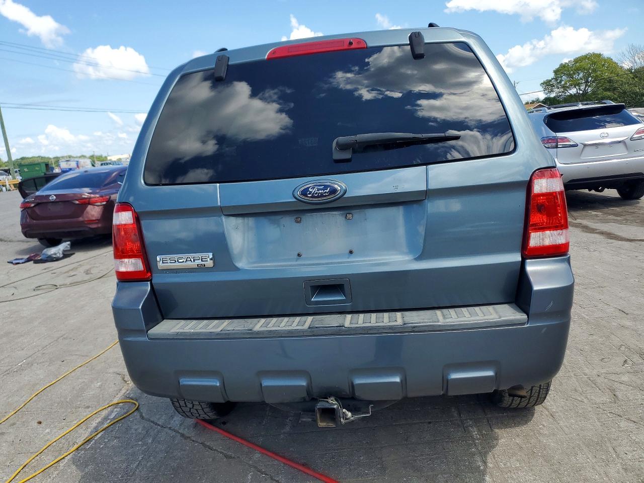 2010 Ford Escape Xlt Blue vin: 1FMCU0D70AKD19585