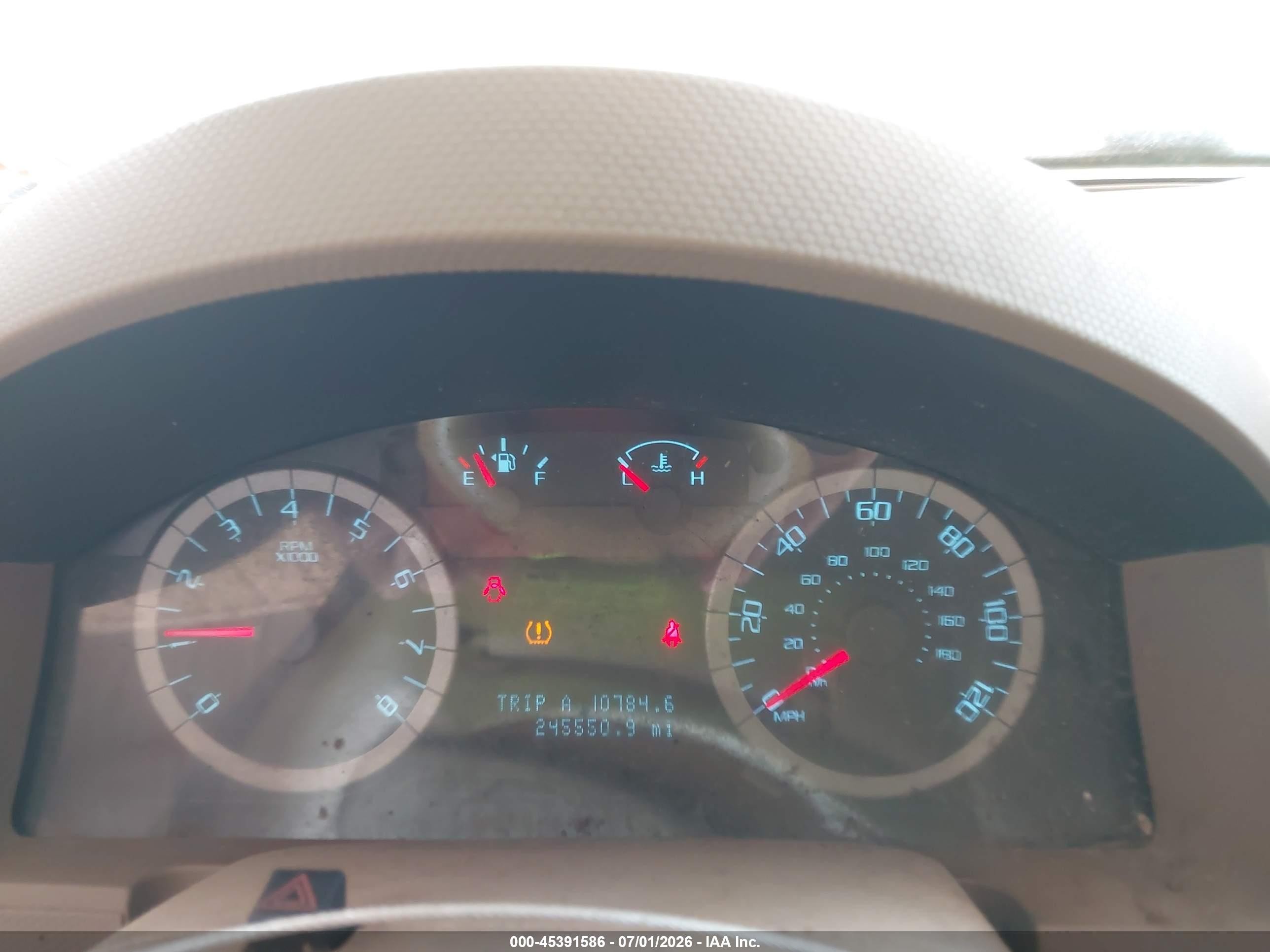 2010 Ford Escape Xlt White vin: 1FMCU0D70AKD30540