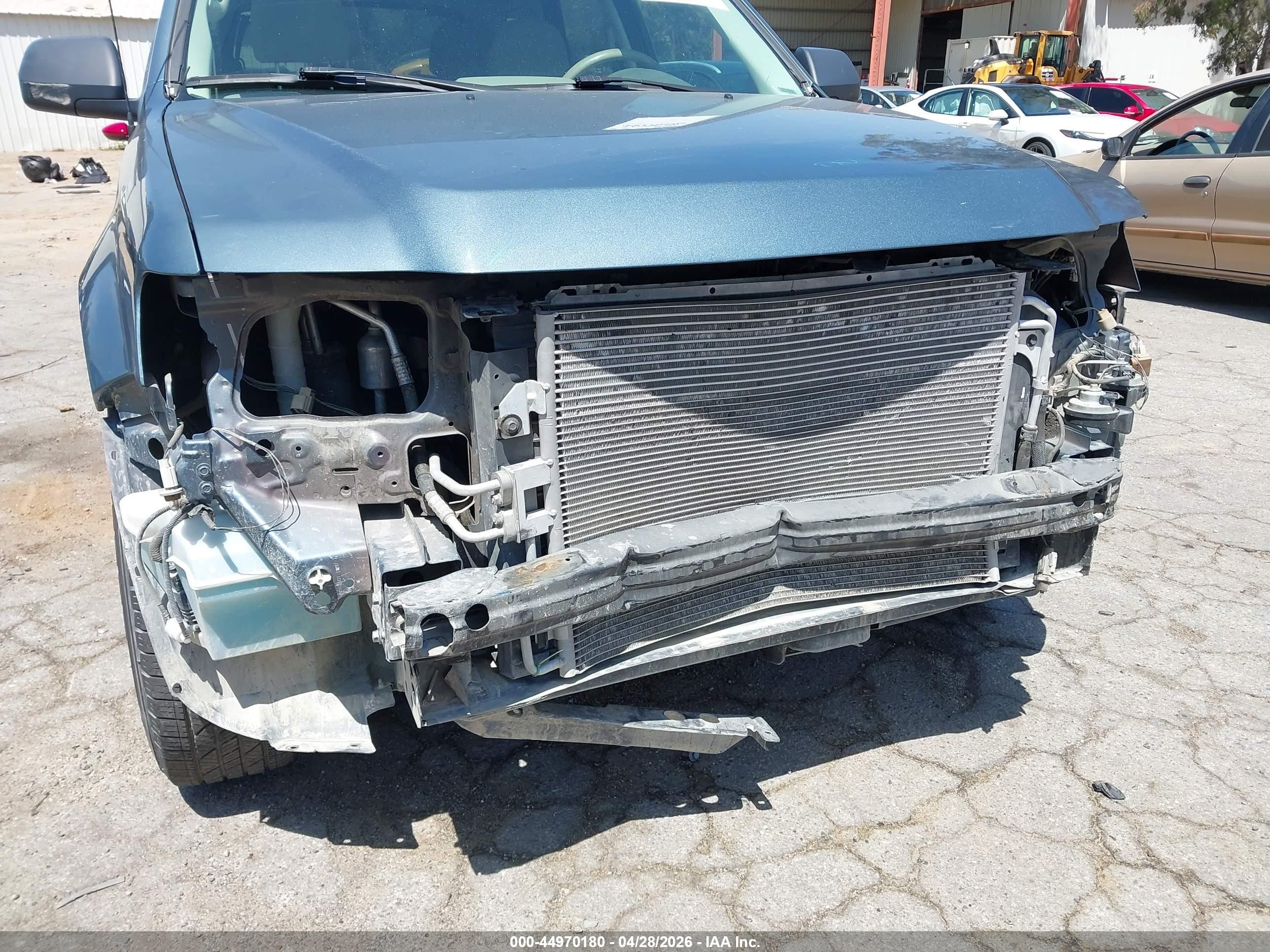 2010 Ford Escape Xlt Teal vin: 1FMCU0D70AKD46026