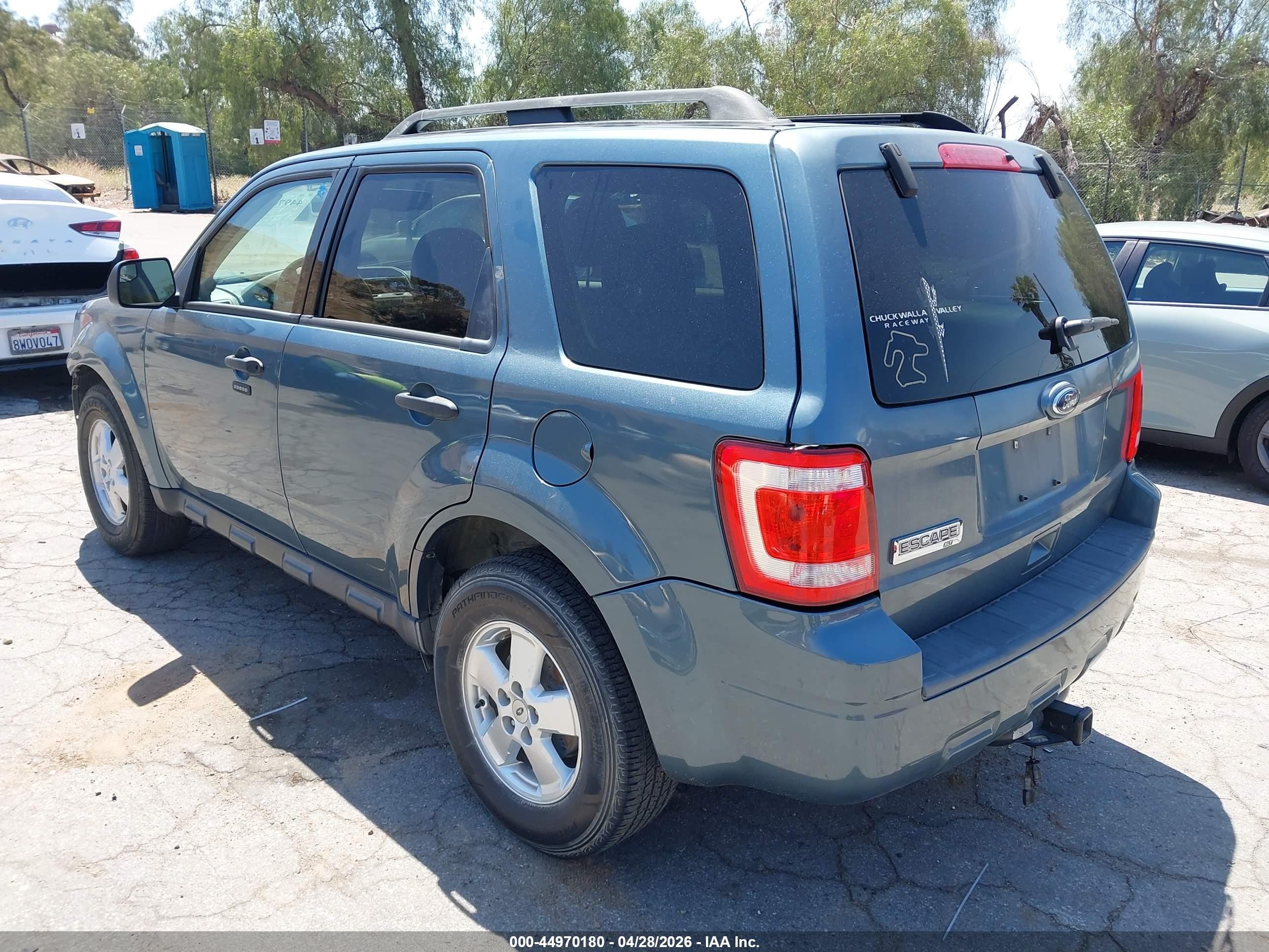 2010 Ford Escape Xlt Teal vin: 1FMCU0D70AKD46026