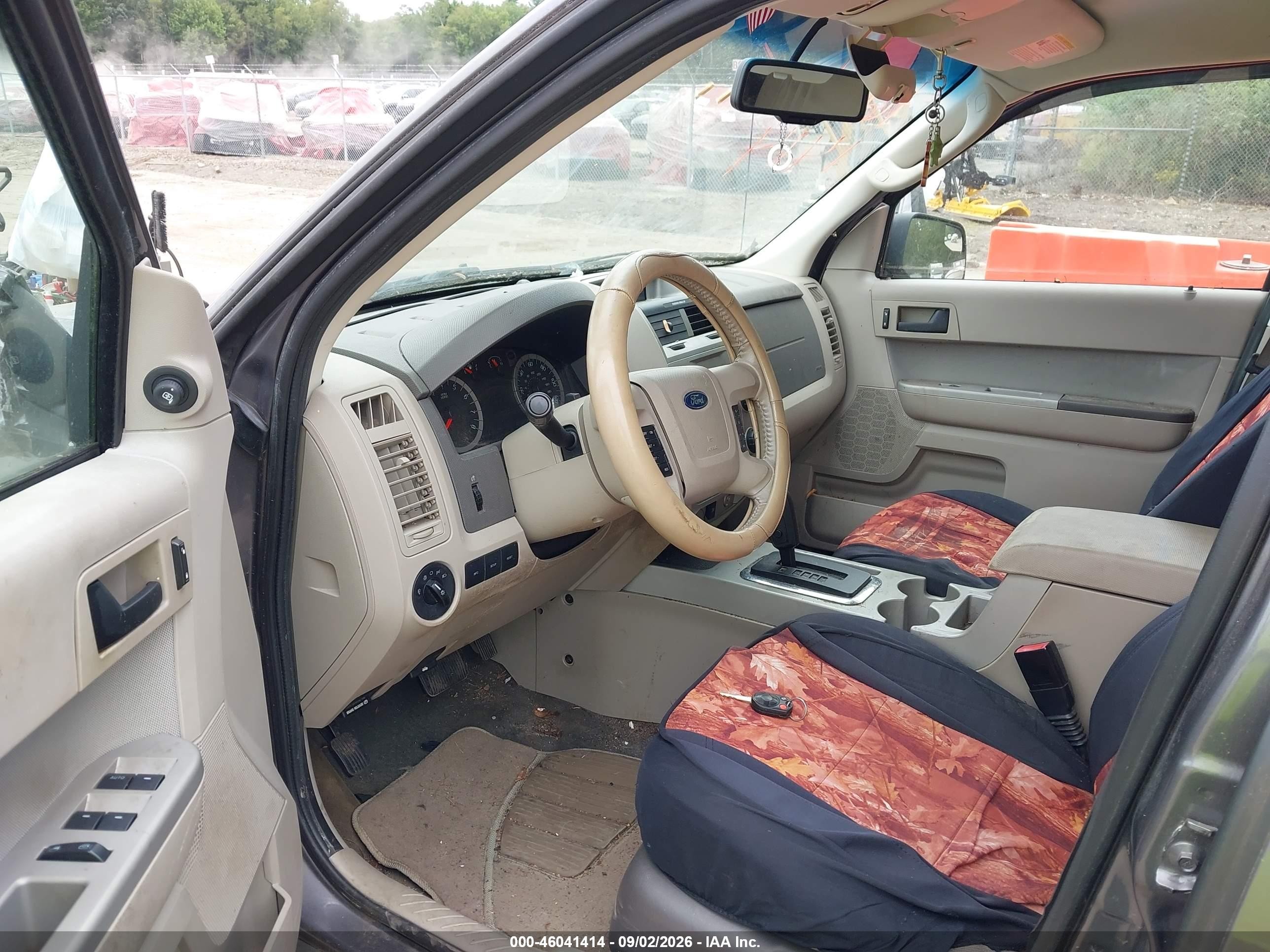 2011 Ford Escape Xlt Gray vin: 1FMCU0D70BKA65443