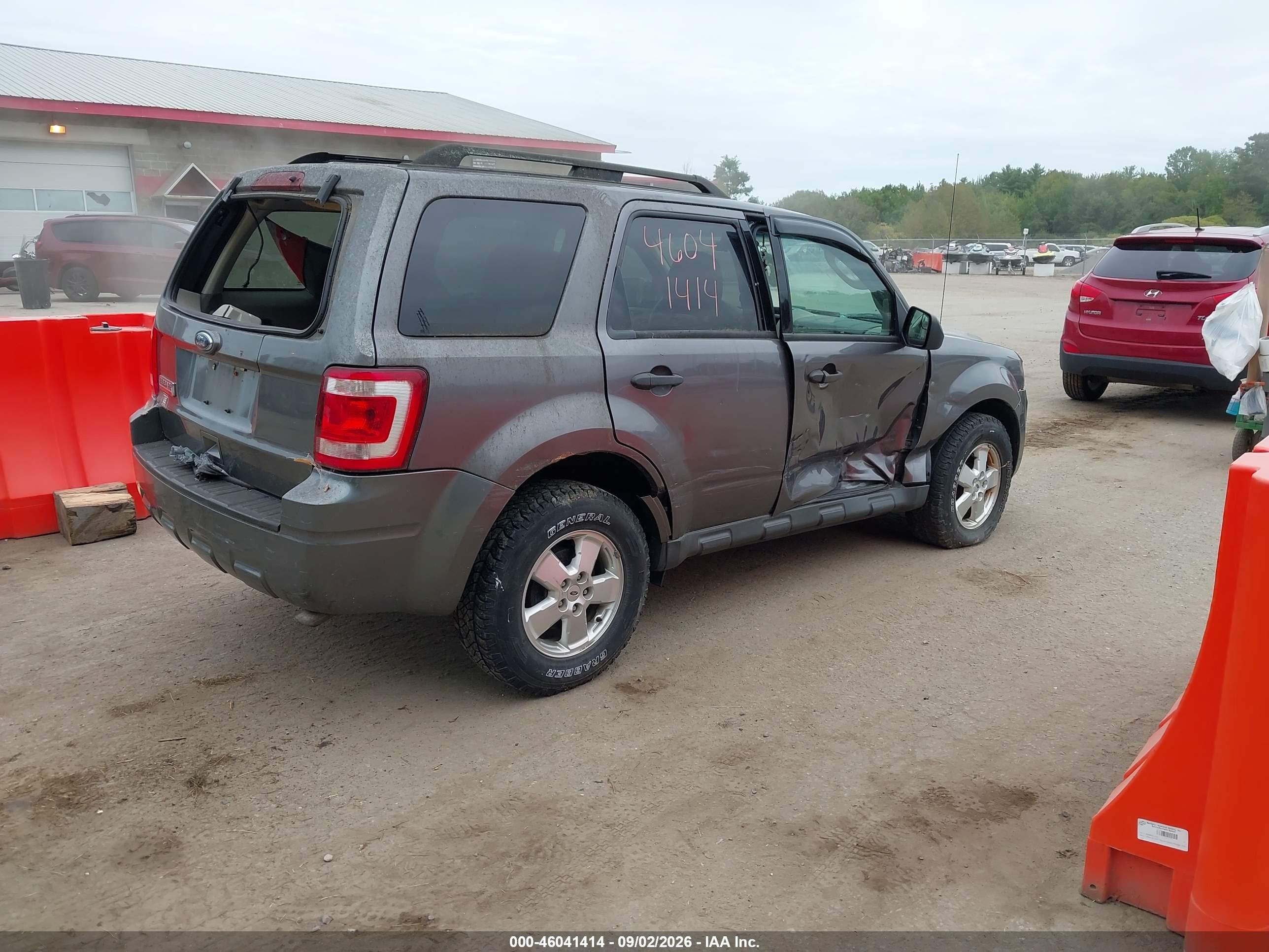 2011 Ford Escape Xlt Gray vin: 1FMCU0D70BKA65443