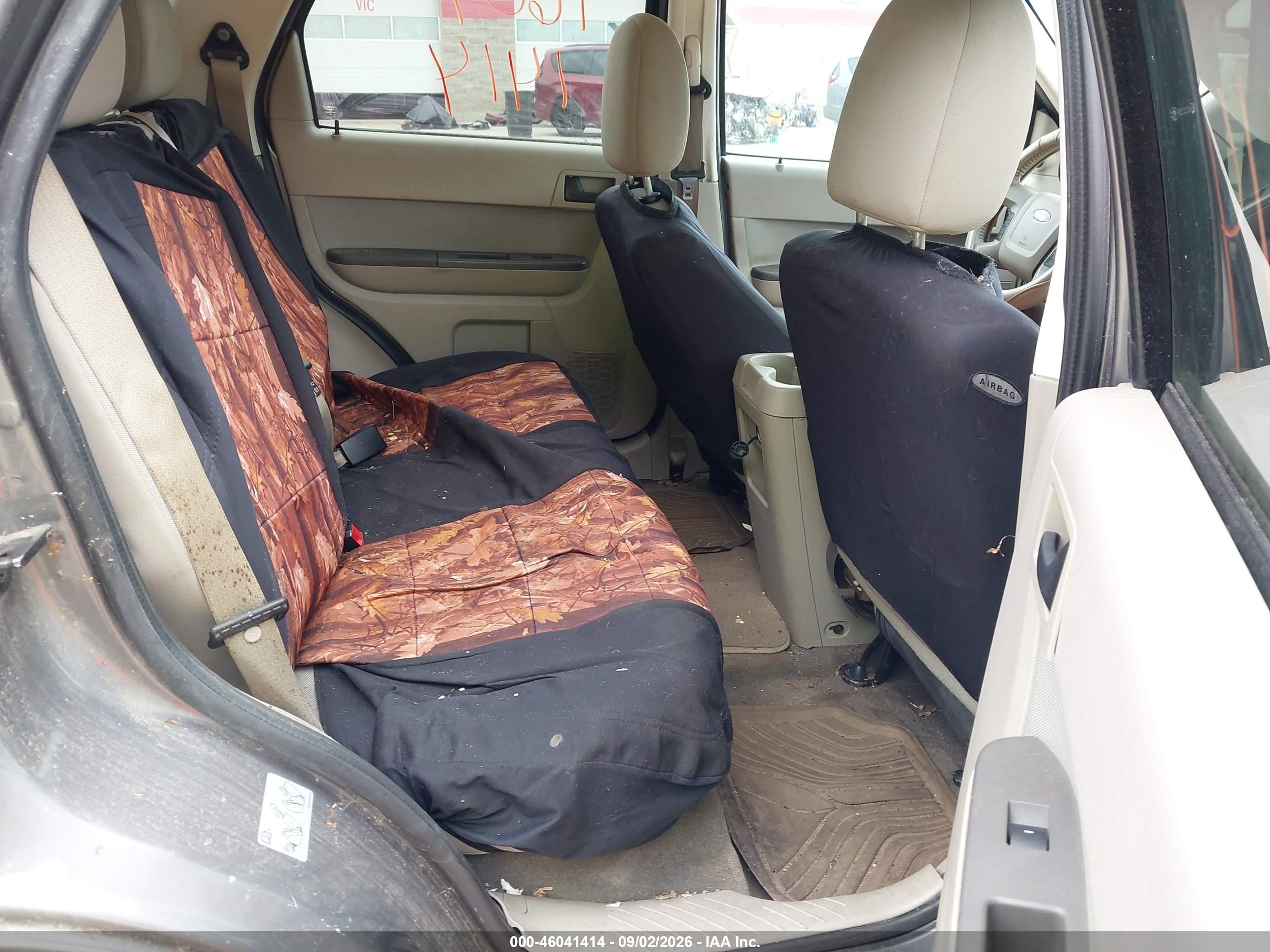 2011 Ford Escape Xlt Gray vin: 1FMCU0D70BKA65443