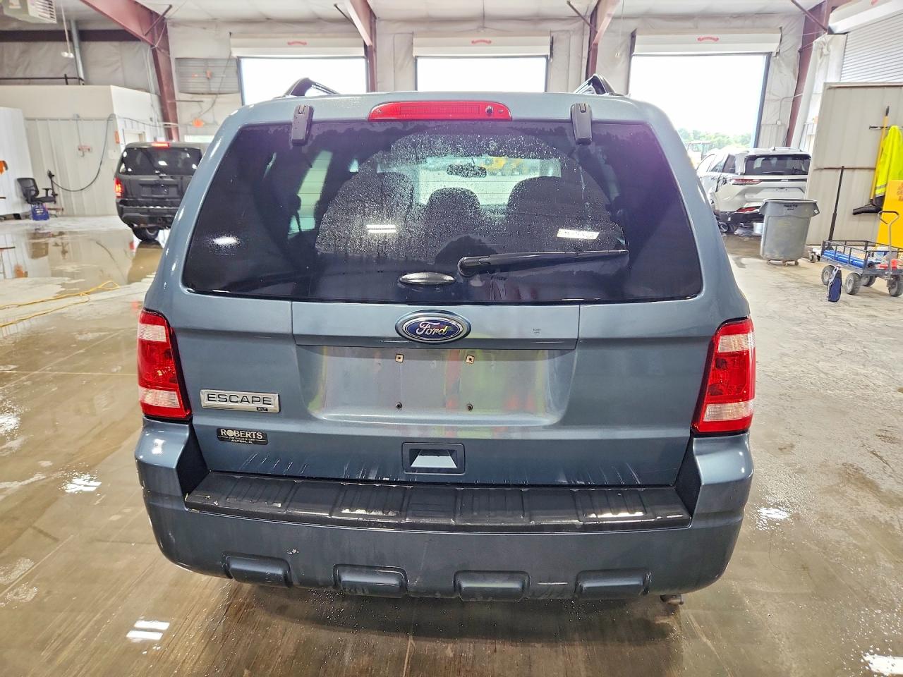 2011 Ford Escape Xlt Gray vin: 1FMCU0D70BKA98152