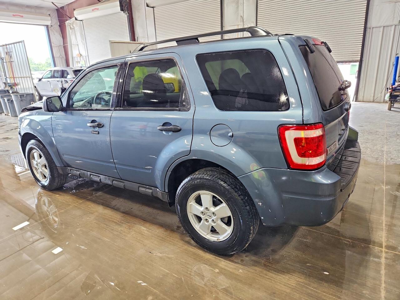 2011 Ford Escape Xlt Gray vin: 1FMCU0D70BKA98152