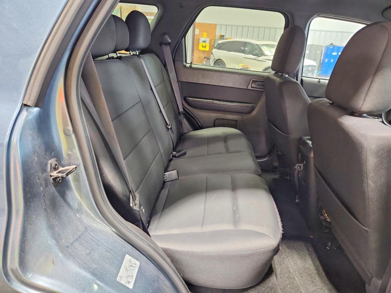 2011 Ford Escape Xlt Gray vin: 1FMCU0D70BKA98152