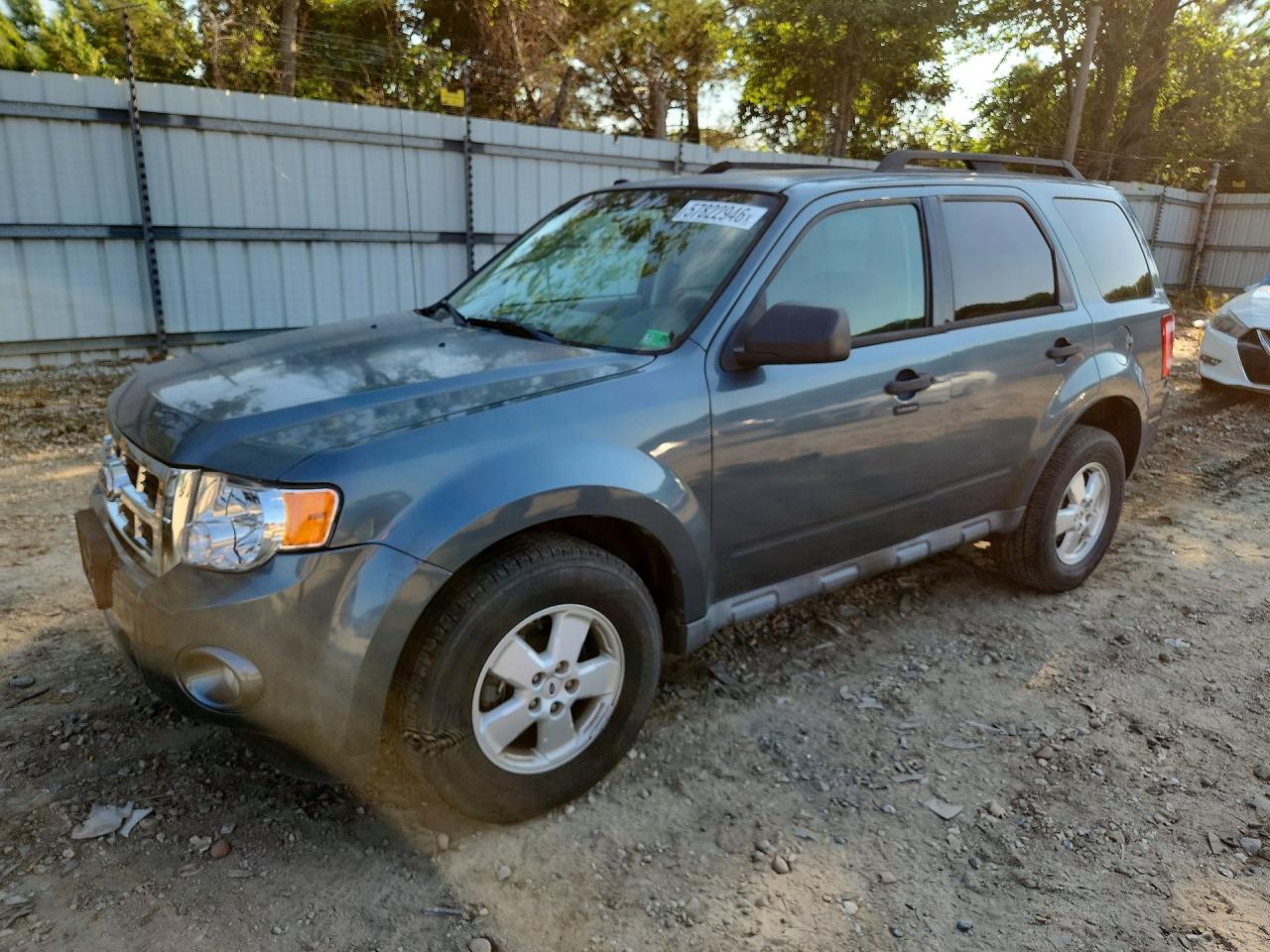2011 Ford Escape Xlt Blue vin: 1FMCU0D70BKB70712