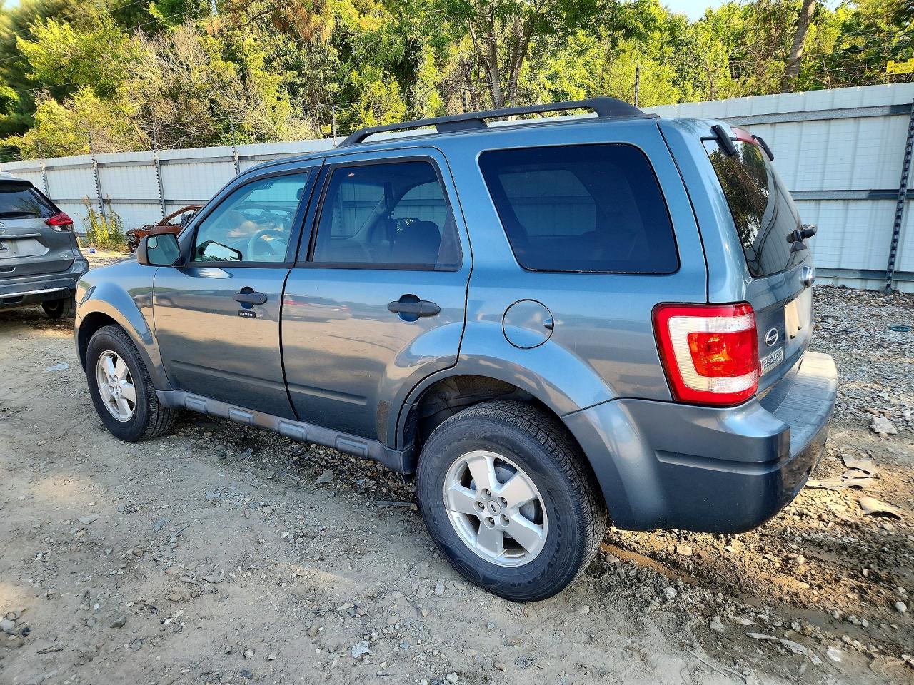 2011 Ford Escape Xlt Blue vin: 1FMCU0D70BKB70712