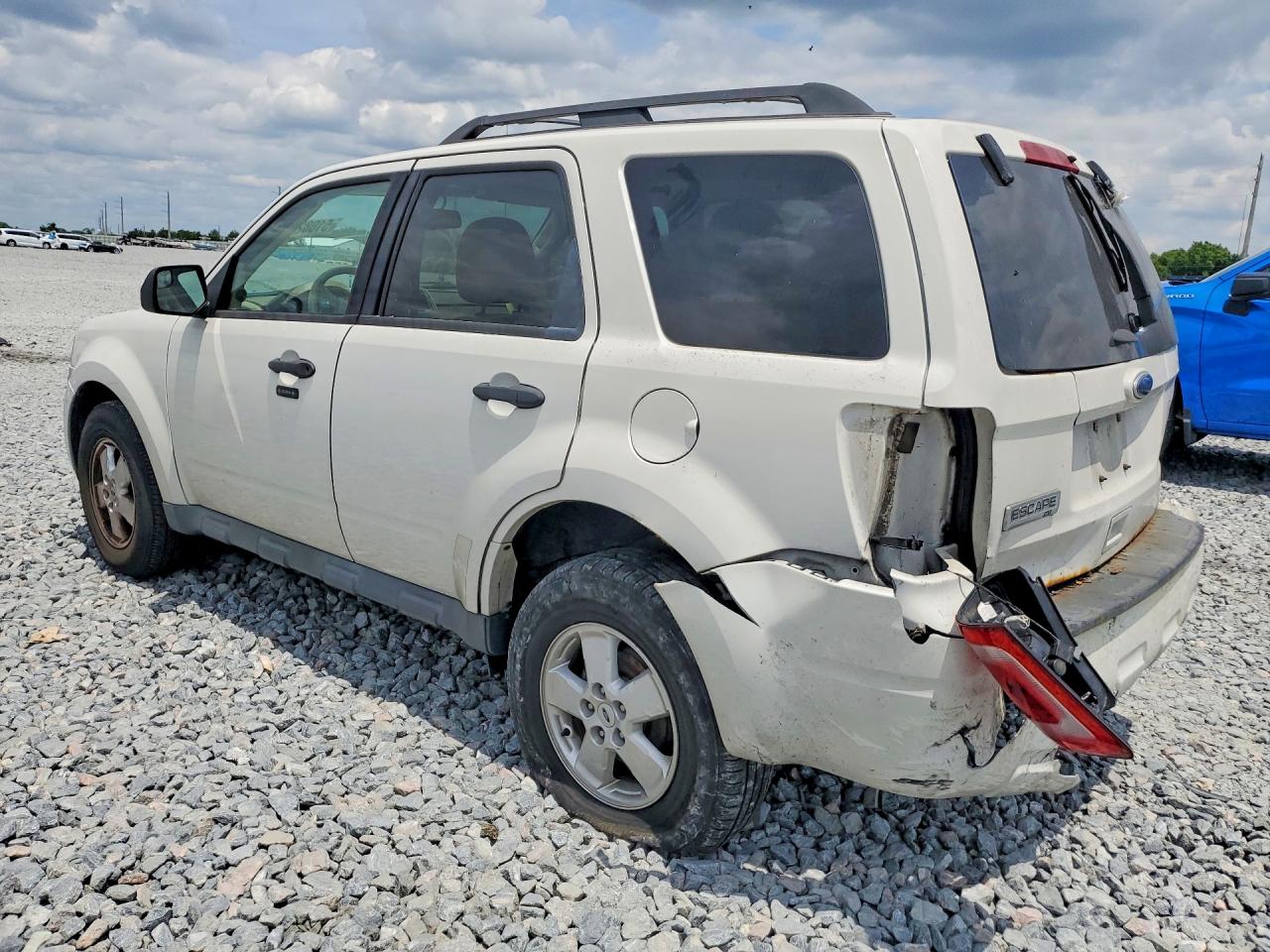 2011 Ford Escape Xlt Белый vin: 1FMCU0D70BKB95917