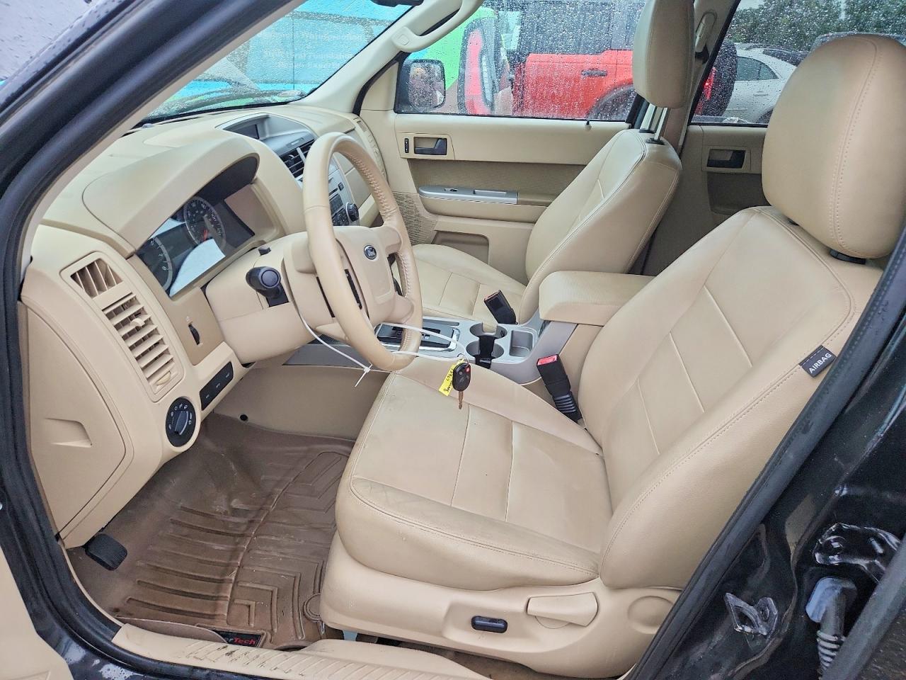 2011 Ford Escape Xlt Black vin: 1FMCU0D70BKC31766