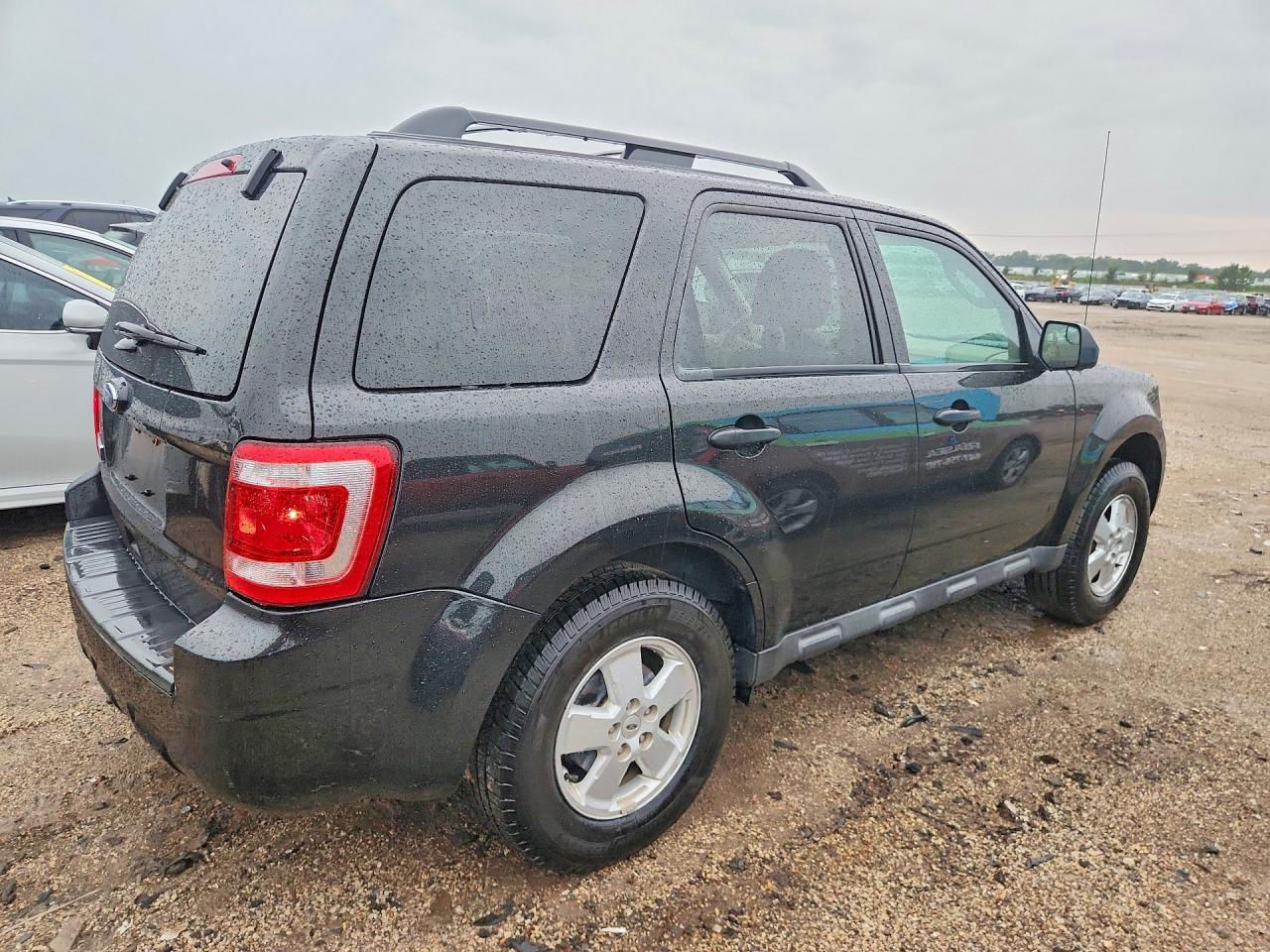 2011 Ford Escape Xlt Black vin: 1FMCU0D70BKC31766