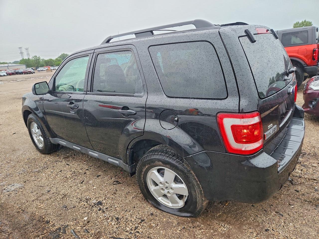 2011 Ford Escape Xlt Black vin: 1FMCU0D70BKC31766