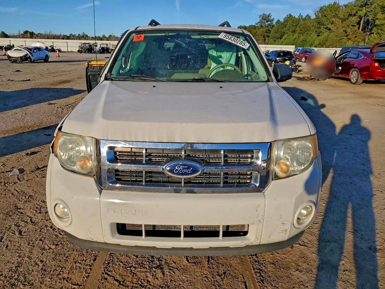 2011 Ford Escape Xlt White vin: 1FMCU0D70BKC48485
