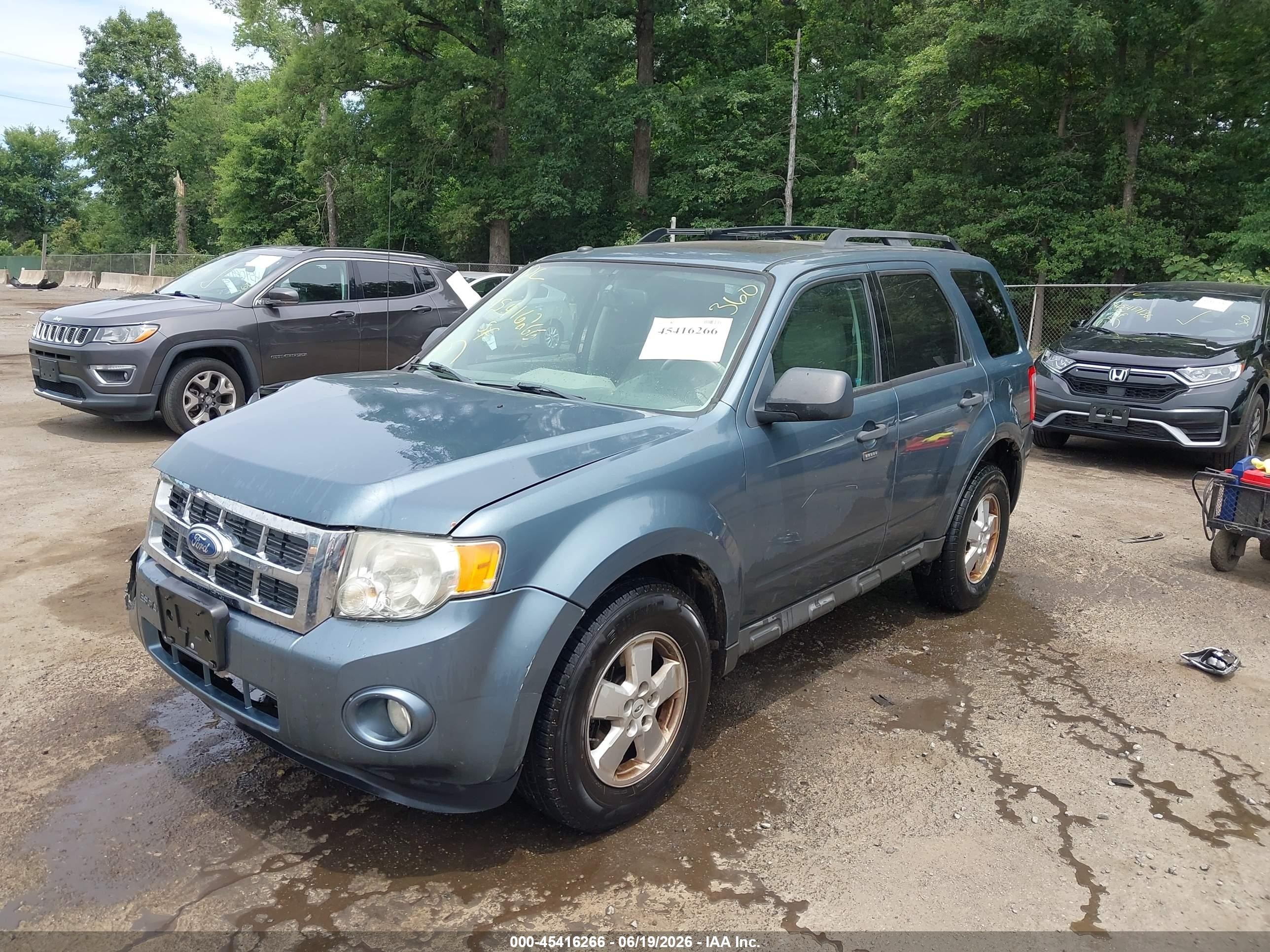 2012 Ford Escape Xlt Blue vin: 1FMCU0D70CKB27392