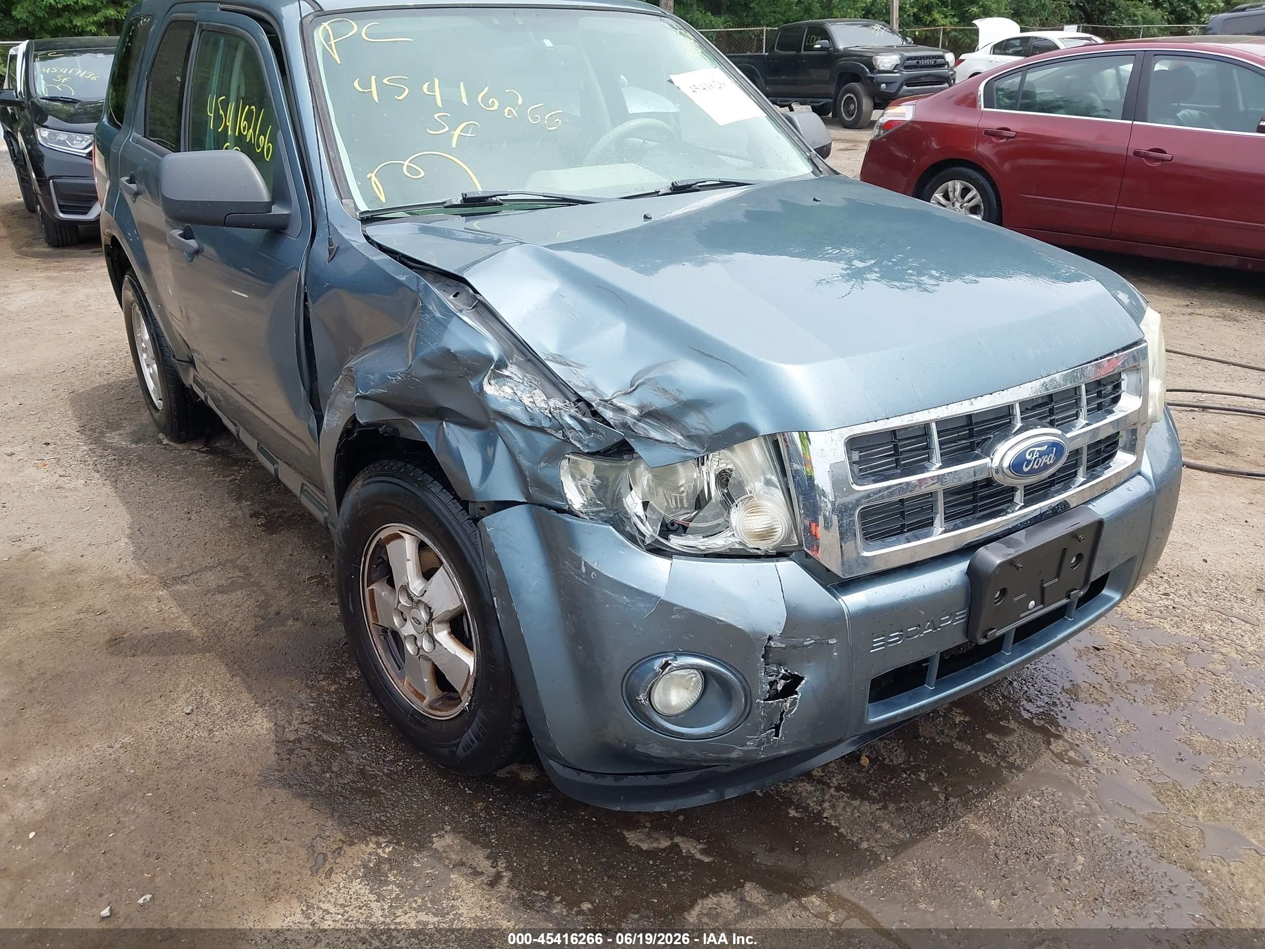 2012 Ford Escape Xlt Blue vin: 1FMCU0D70CKB27392