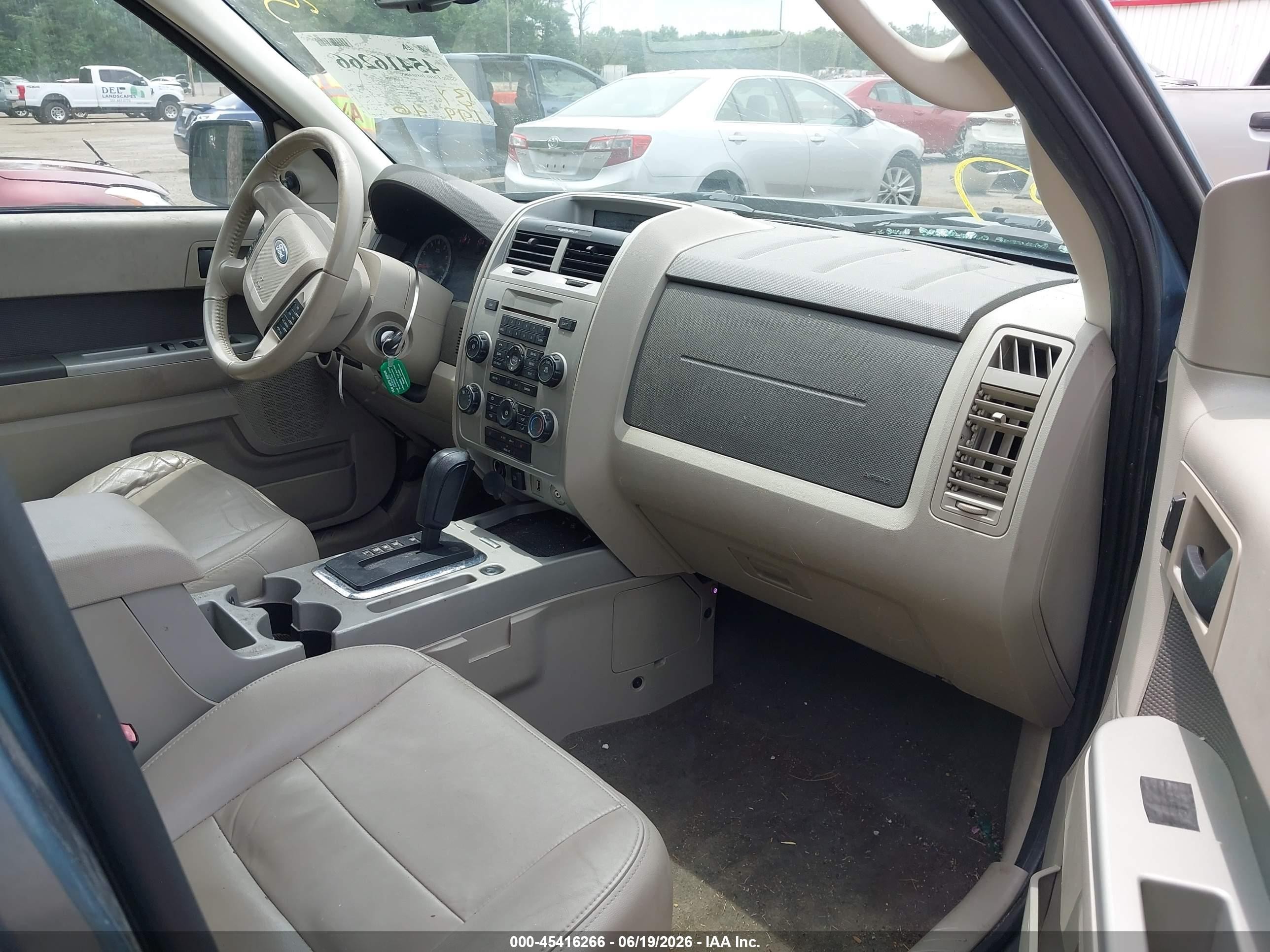 2012 Ford Escape Xlt Blue vin: 1FMCU0D70CKB27392