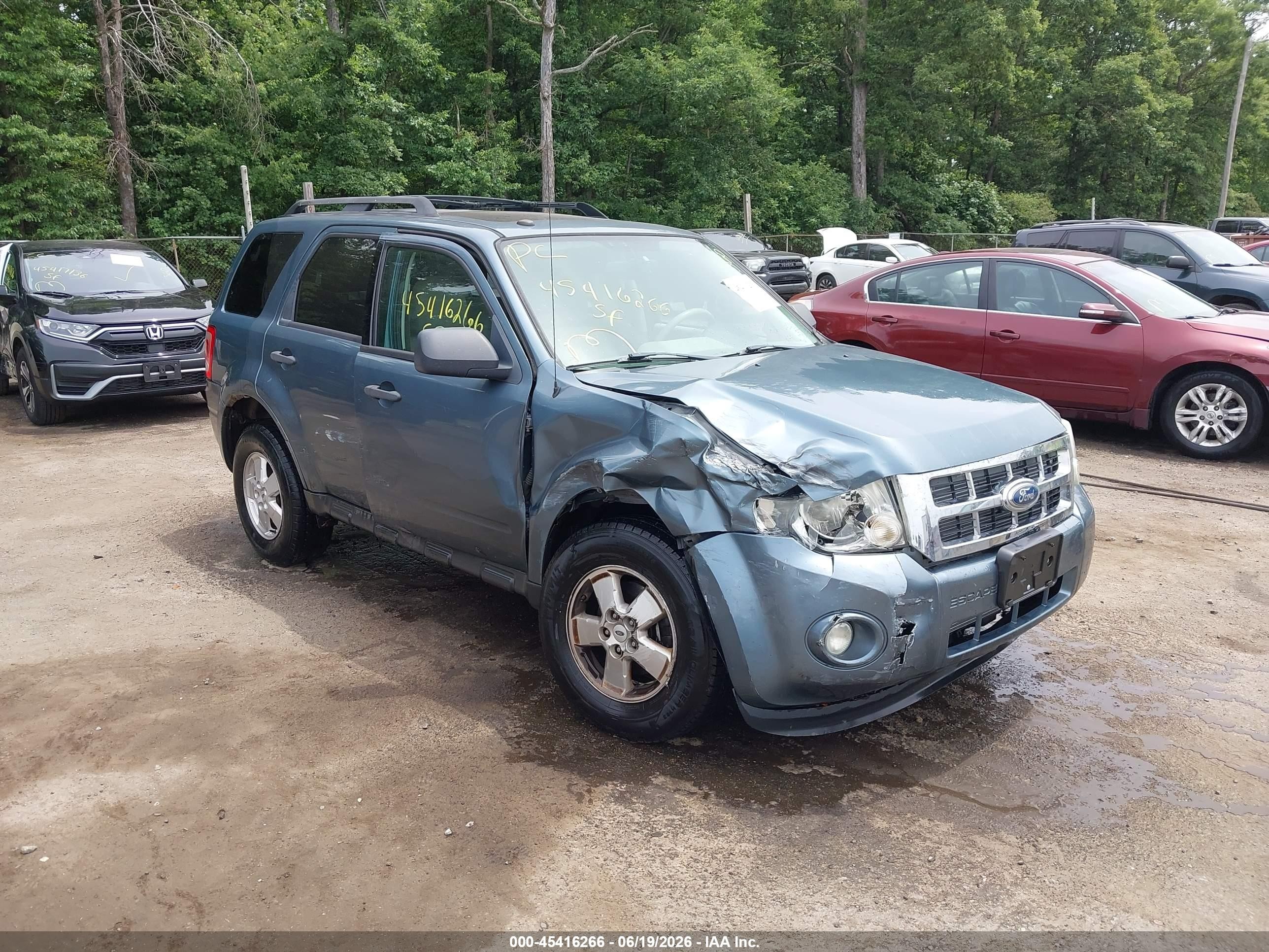 2012 Ford Escape Xlt Blue vin: 1FMCU0D70CKB27392