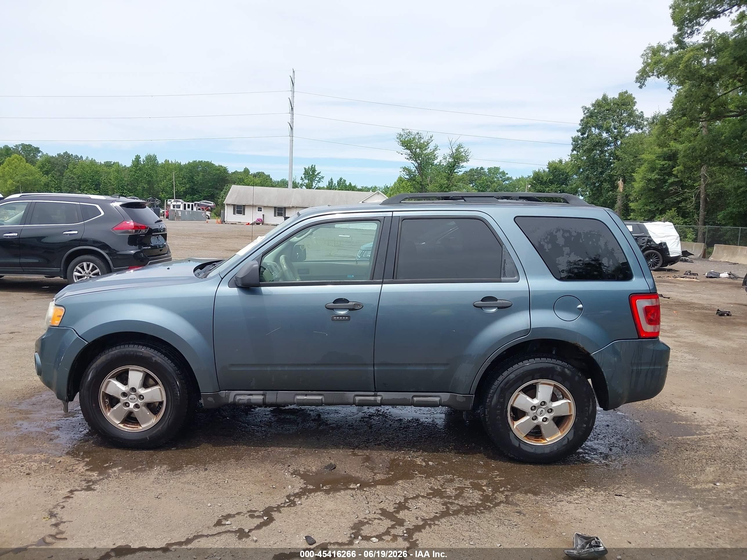 2012 Ford Escape Xlt Blue vin: 1FMCU0D70CKB27392