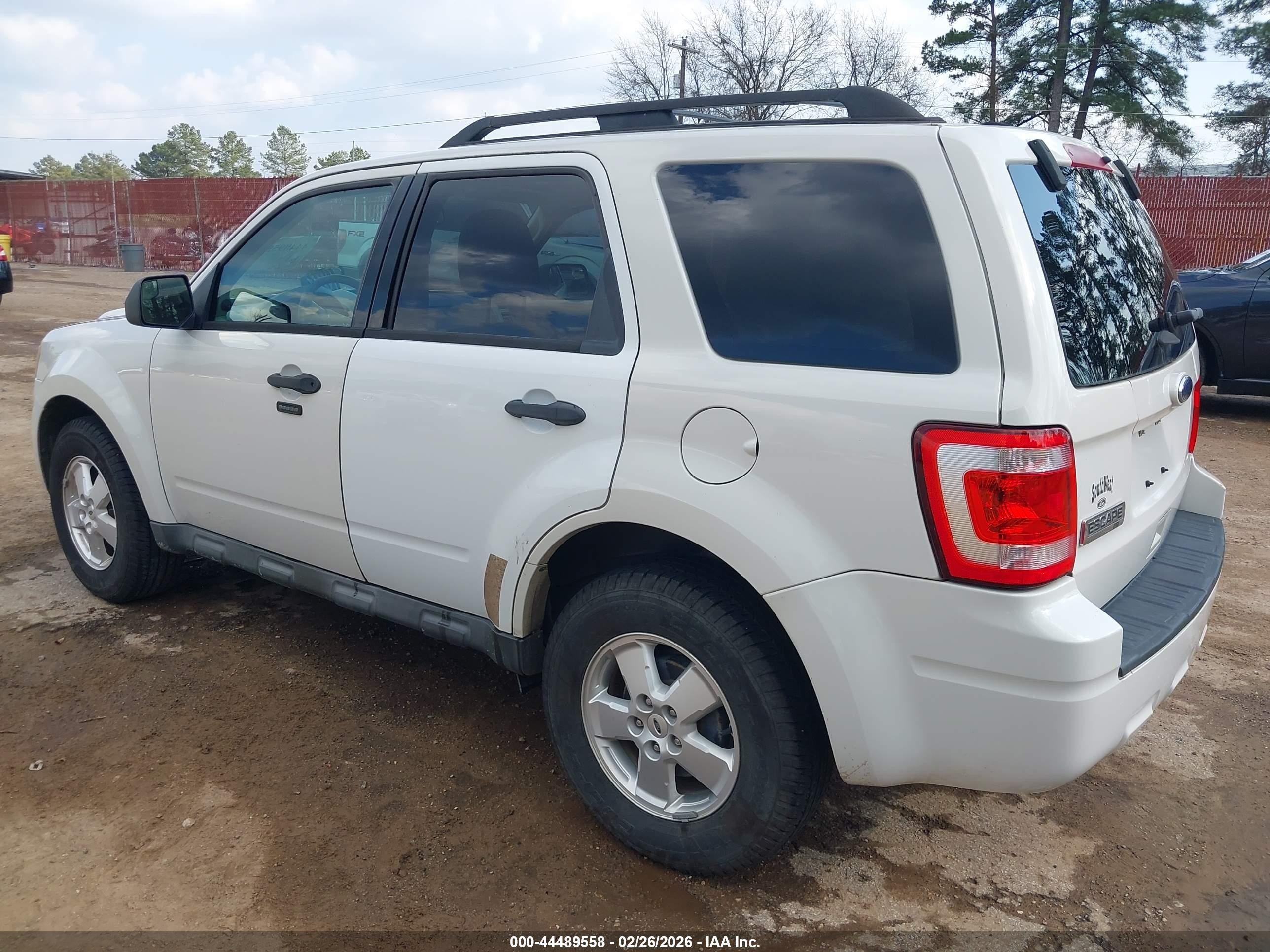 2012 Ford Escape Xlt White vin: 1FMCU0D70CKB78052