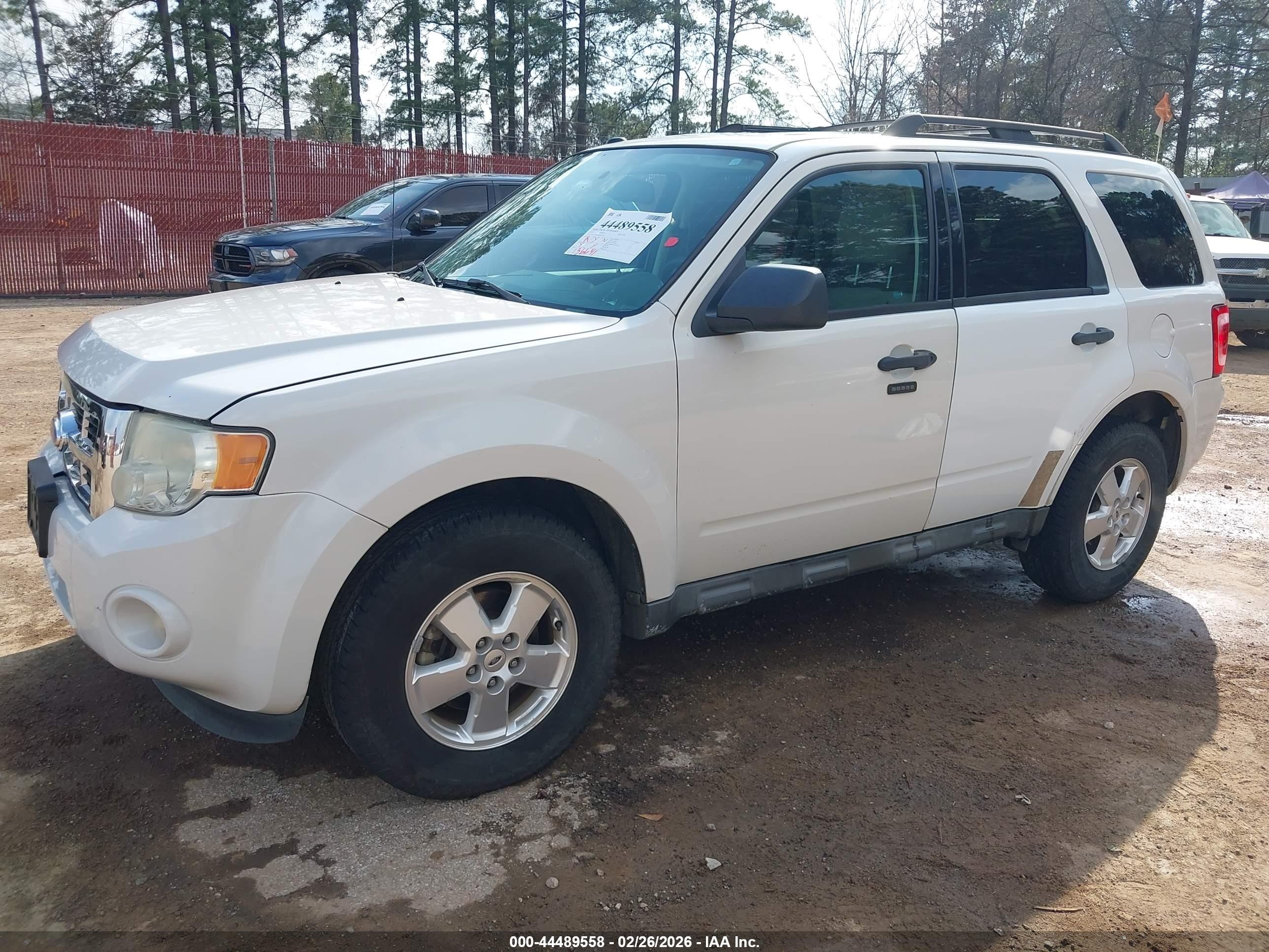 2012 Ford Escape Xlt White vin: 1FMCU0D70CKB78052