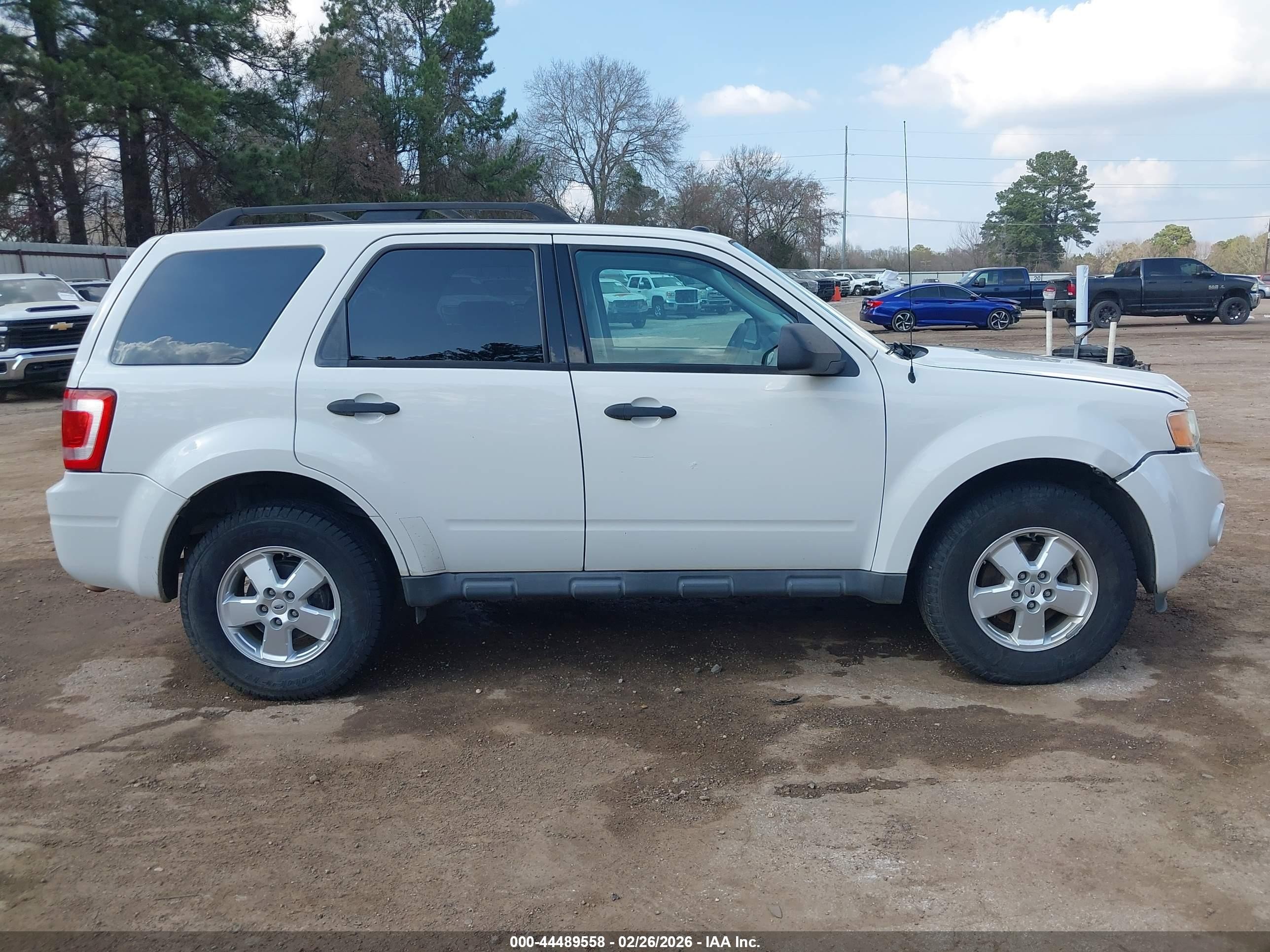 2012 Ford Escape Xlt White vin: 1FMCU0D70CKB78052