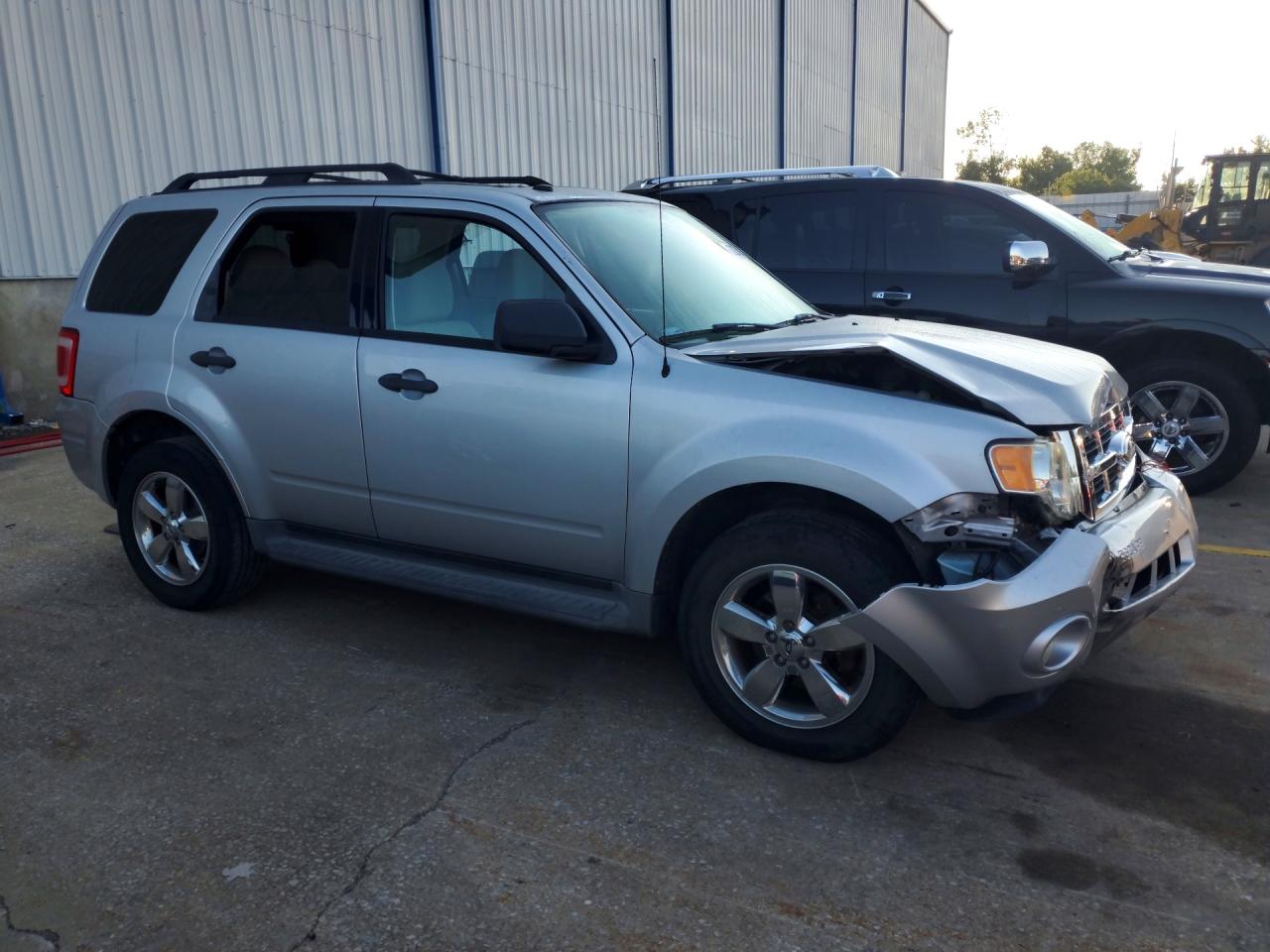 2012 Ford Escape Xlt Silver vin: 1FMCU0D70CKC13835