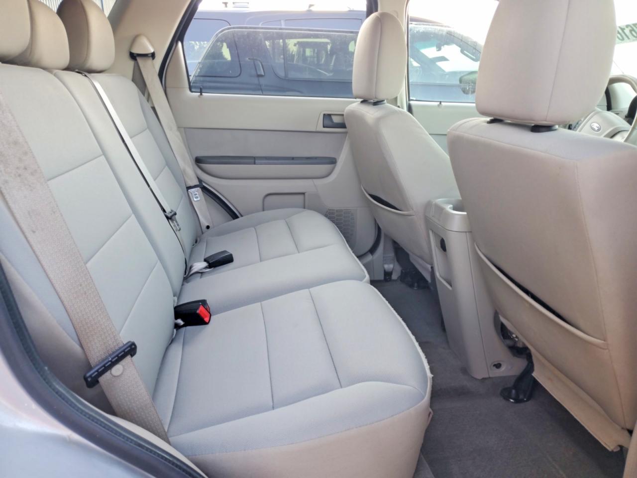 2012 Ford Escape Xlt Silver vin: 1FMCU0D70CKC13835