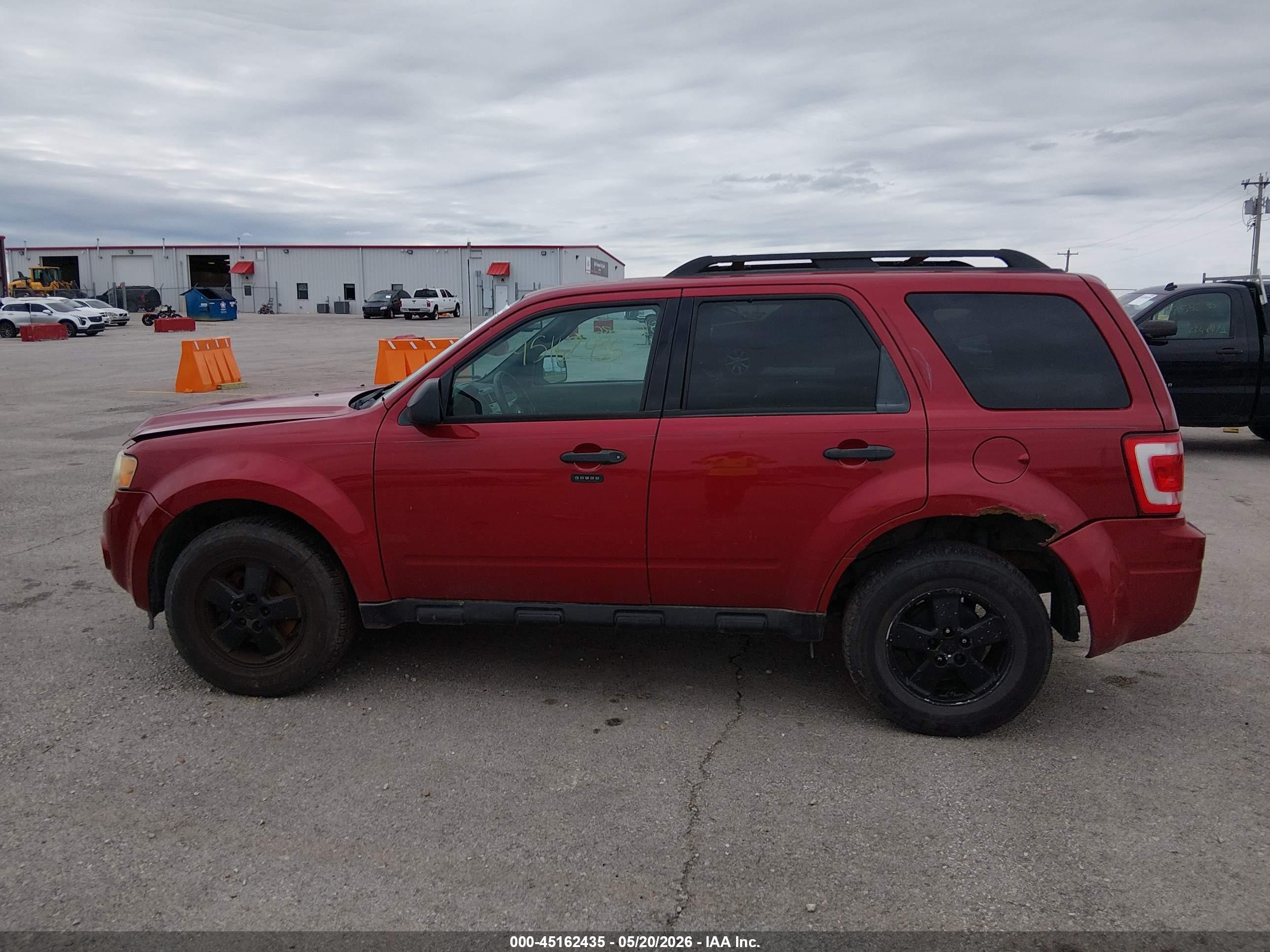 2010 Ford Escape Xlt Red vin: 1FMCU0D71AKA53221