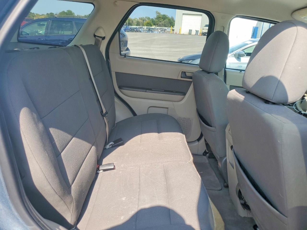 2010 Ford Escape Xlt Blue vin: 1FMCU0D71AKB28192