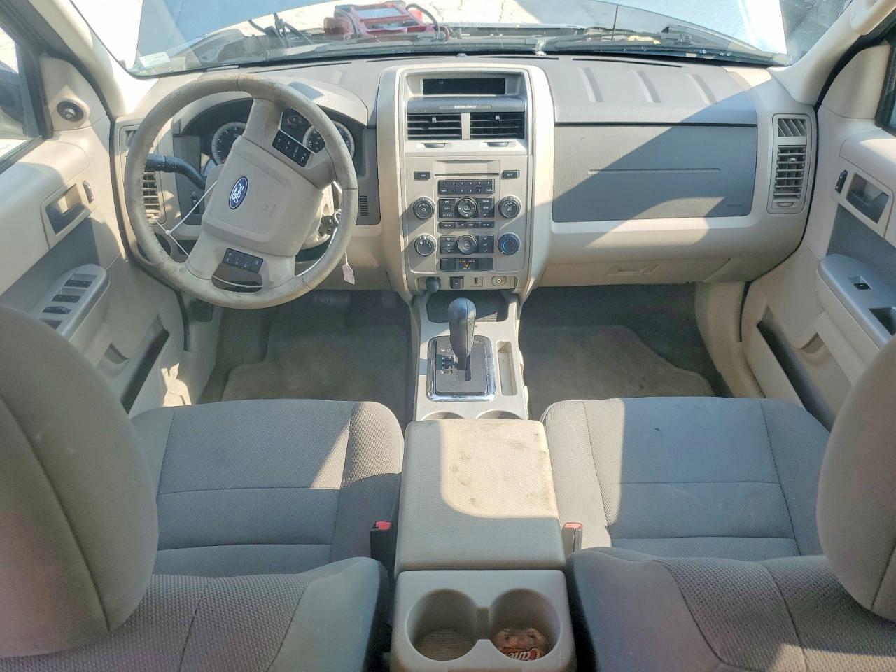 2010 Ford Escape Xlt Blue vin: 1FMCU0D71AKB28192