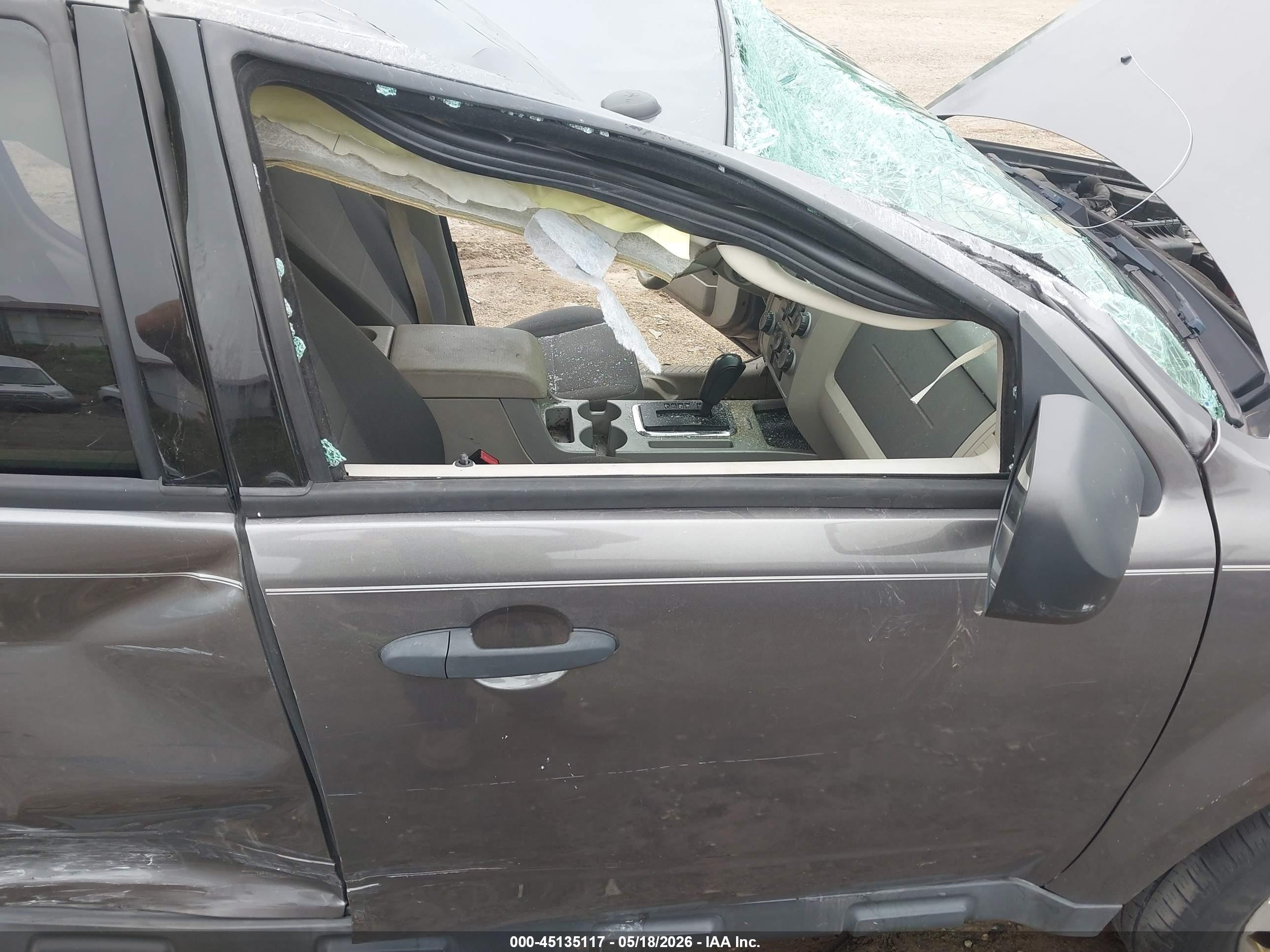 2010 Ford Escape Xlt Серый vin: 1FMCU0D71AKB28841