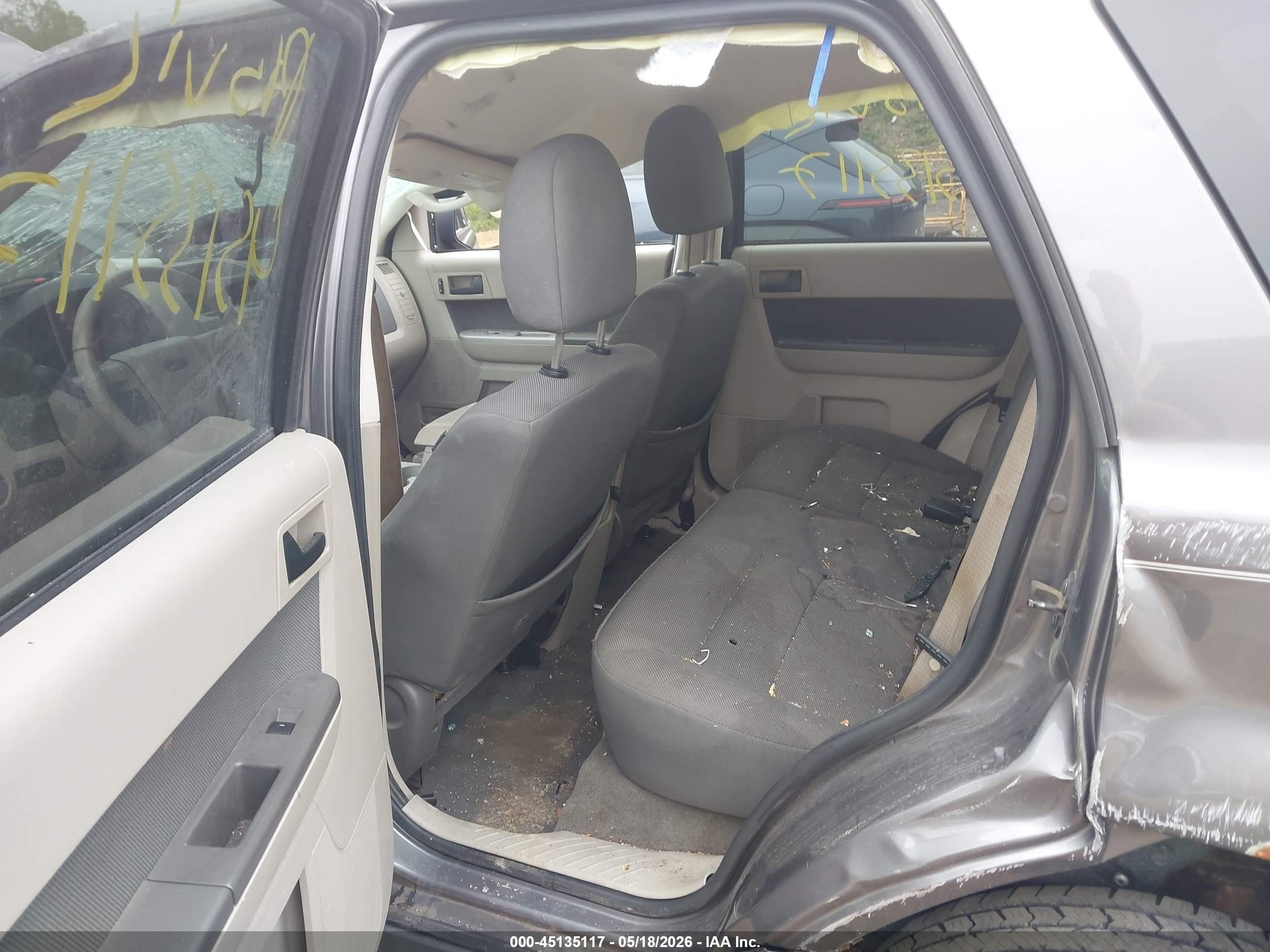 2010 Ford Escape Xlt Серый vin: 1FMCU0D71AKB28841