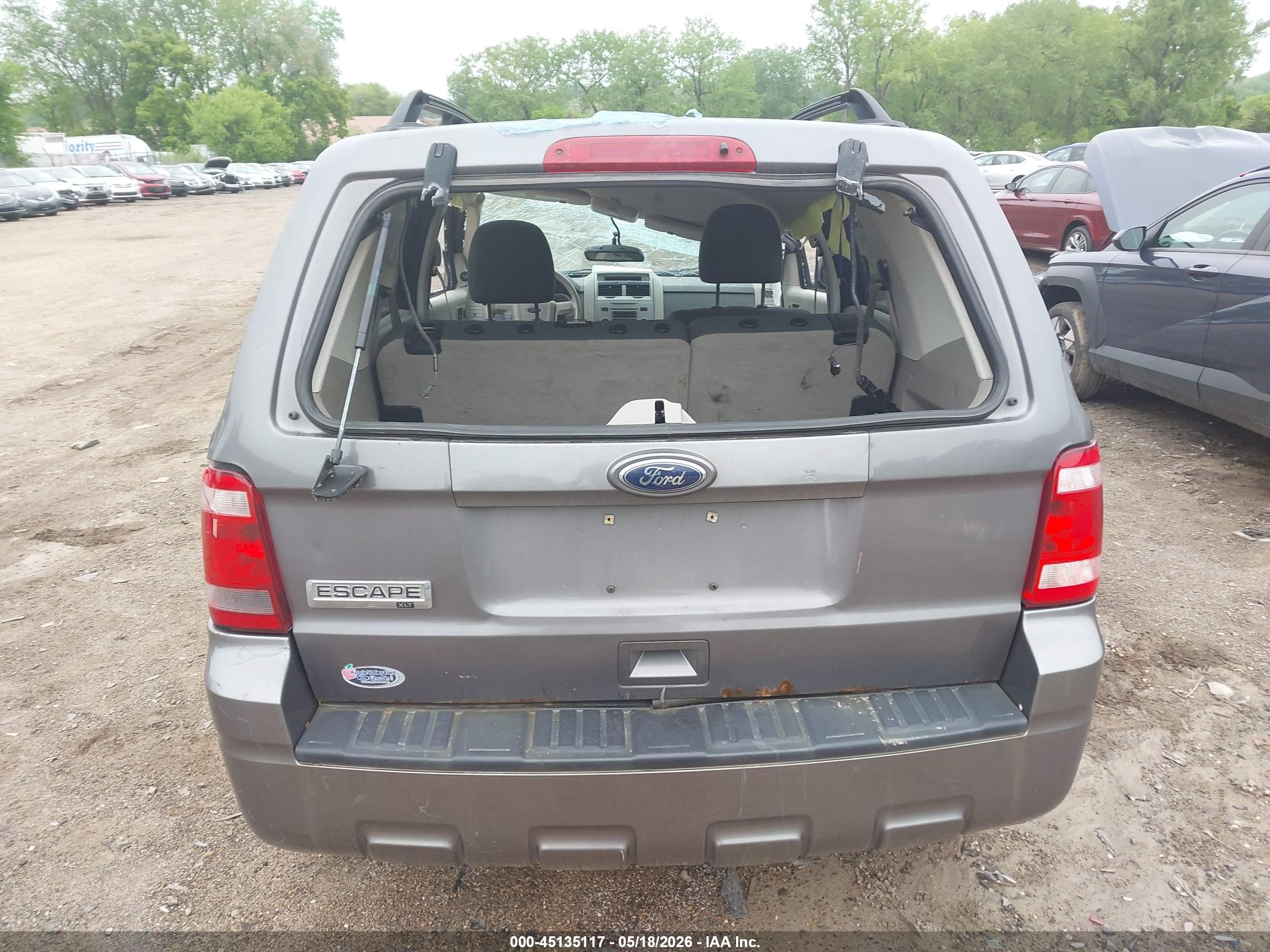 2010 Ford Escape Xlt Серый vin: 1FMCU0D71AKB28841