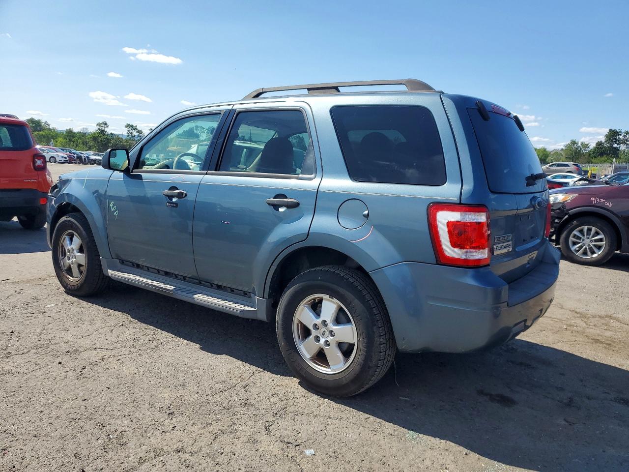 2011 Ford Escape Xlt Blue vin: 1FMCU0D71BKB57015
