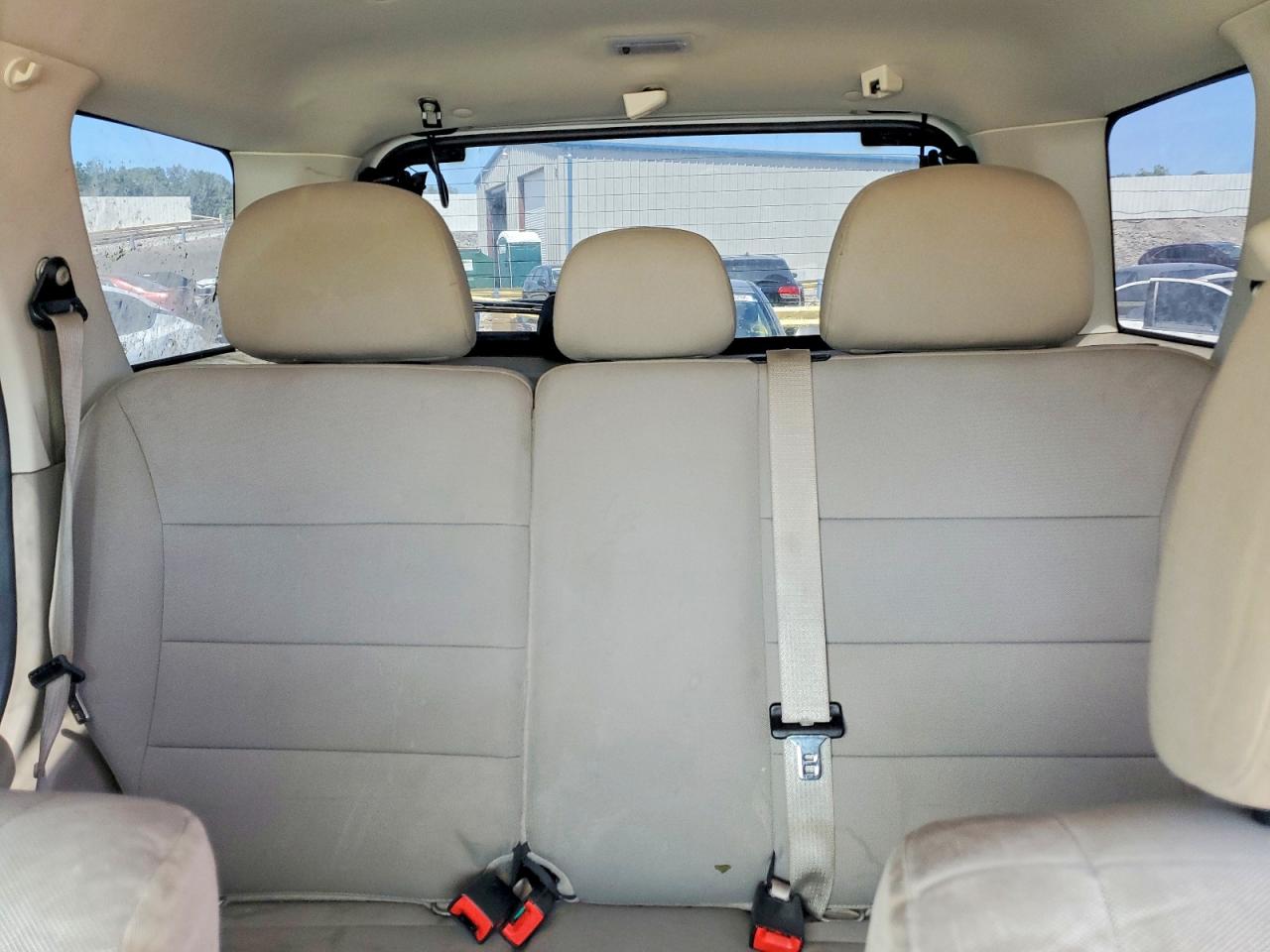 2011 Ford Escape Xlt Белый vin: 1FMCU0D71BKC13020