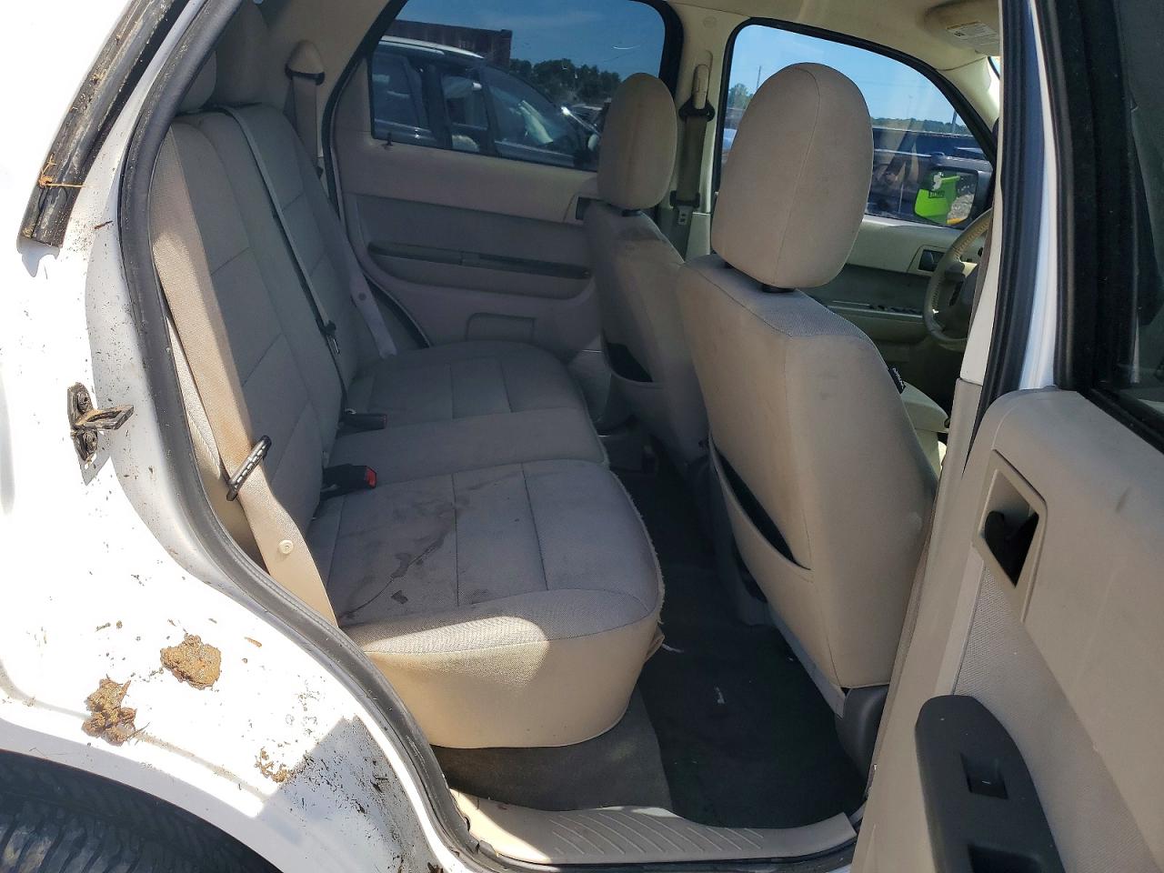 2011 Ford Escape Xlt Белый vin: 1FMCU0D71BKC13020