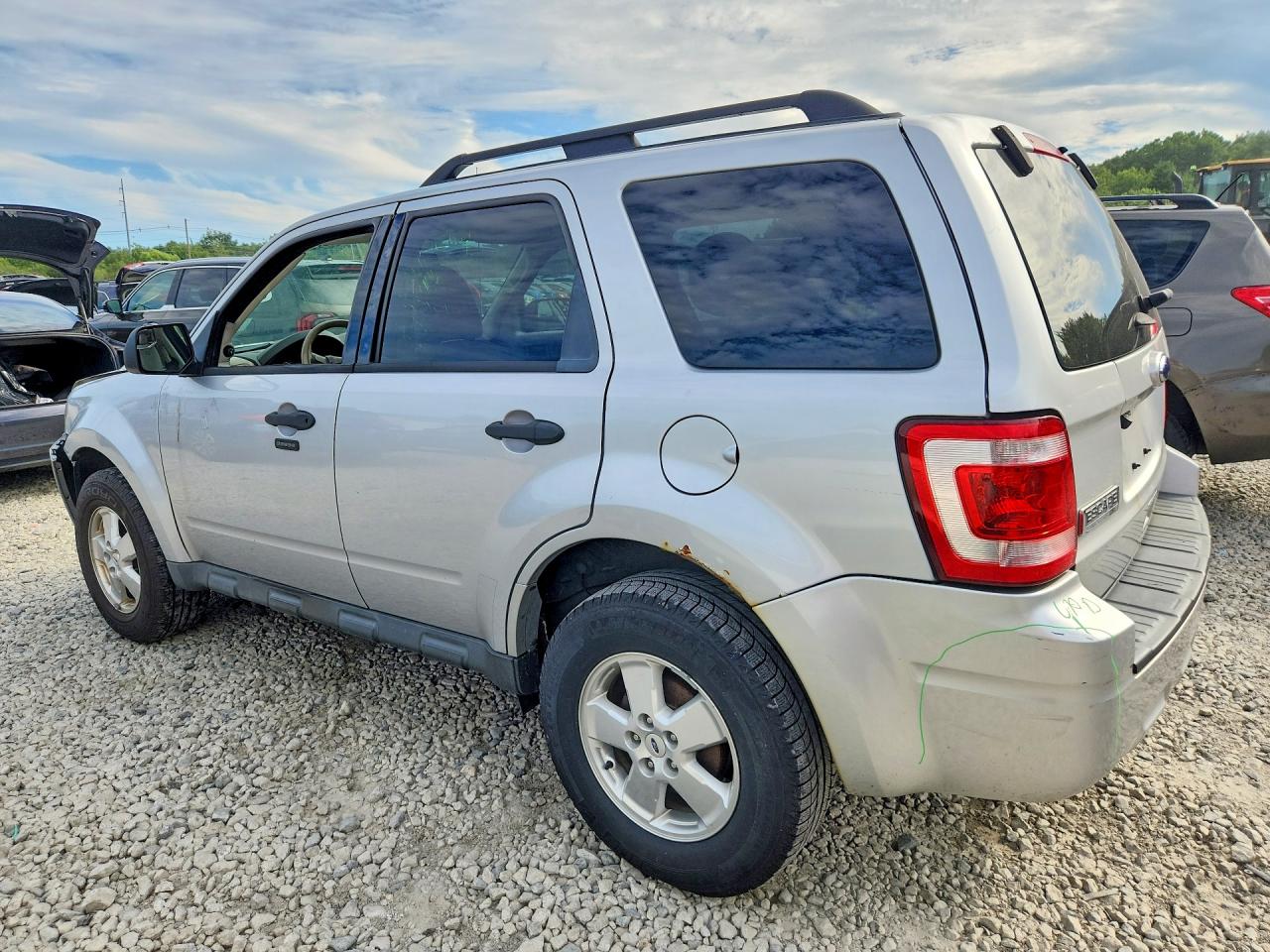 2012 Ford Escape Xlt White vin: 1FMCU0D71CKB57775