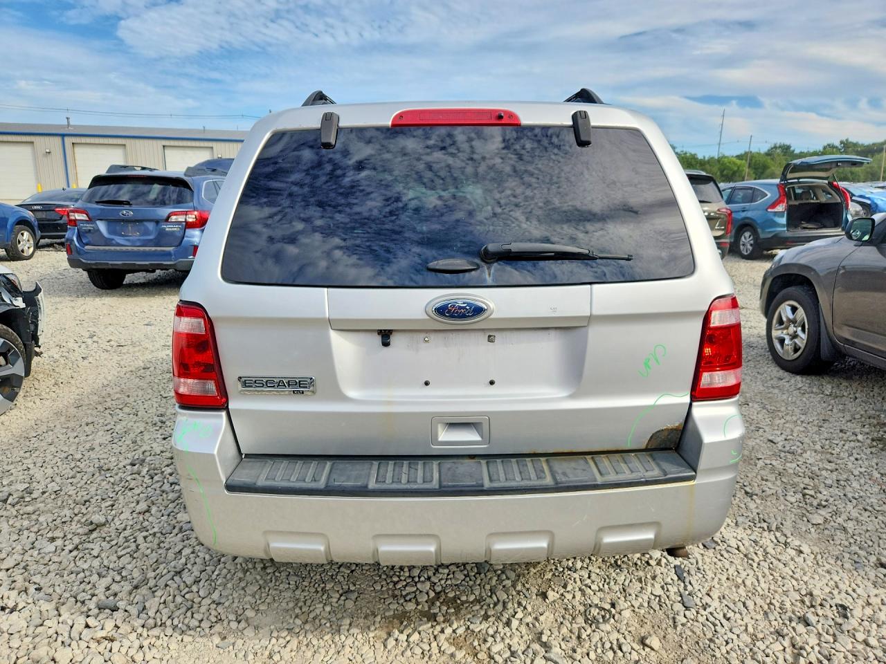 2012 Ford Escape Xlt White vin: 1FMCU0D71CKB57775