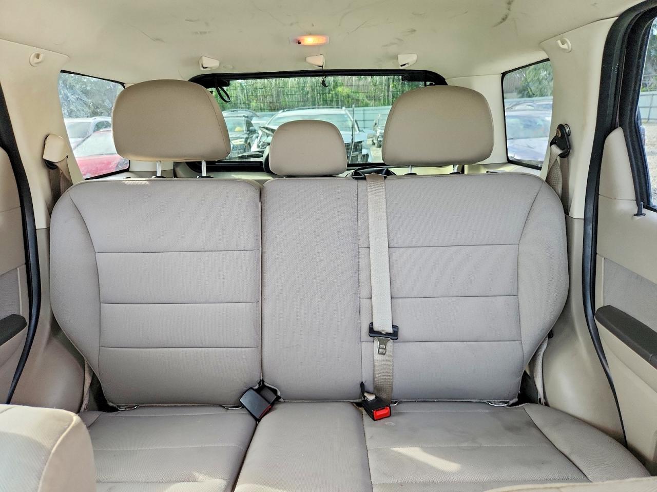 2012 Ford Escape Xlt White vin: 1FMCU0D71CKB57775
