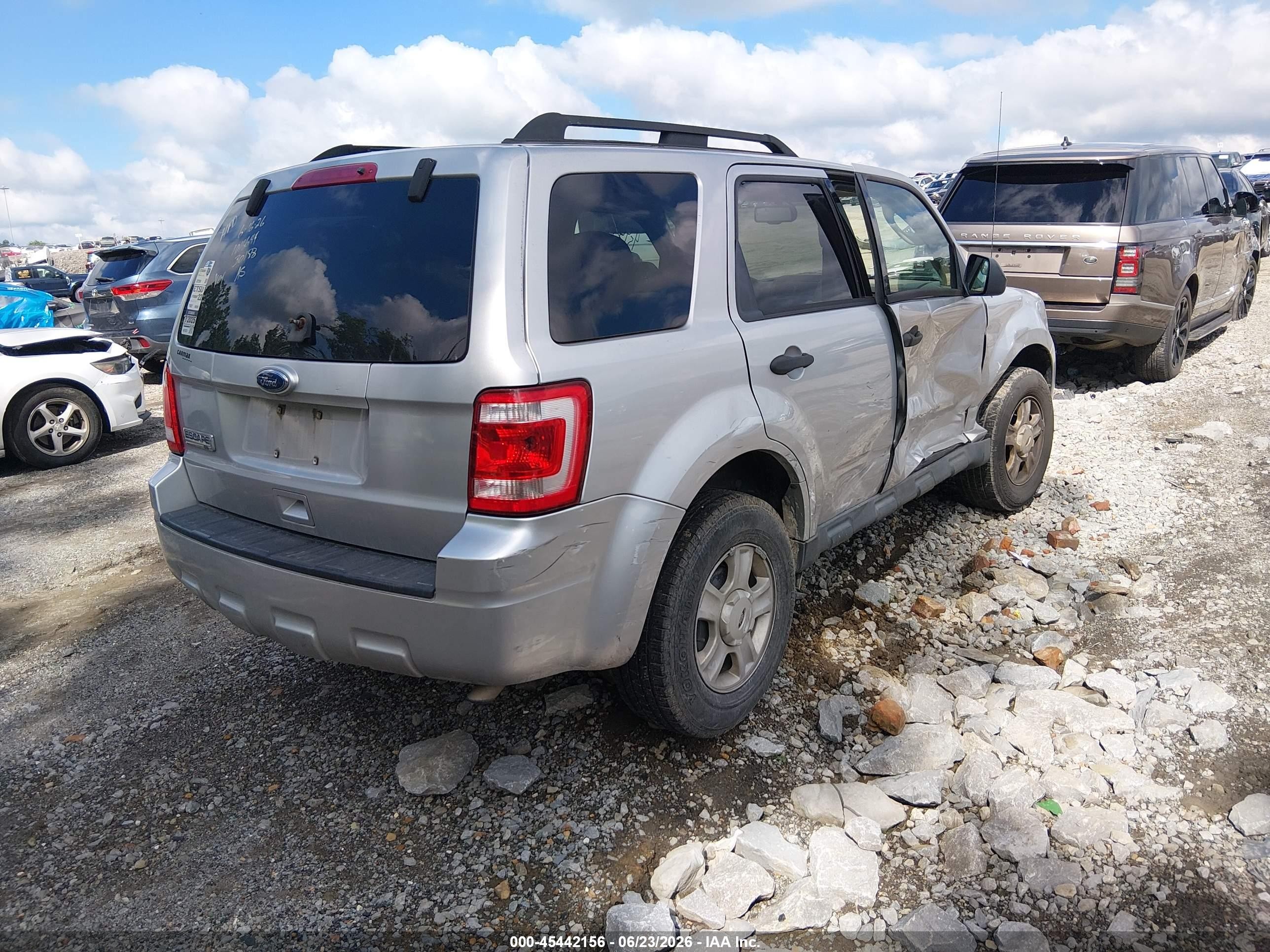 2010 Ford Escape Xlt Серый vin: 1FMCU0D72AKA30188