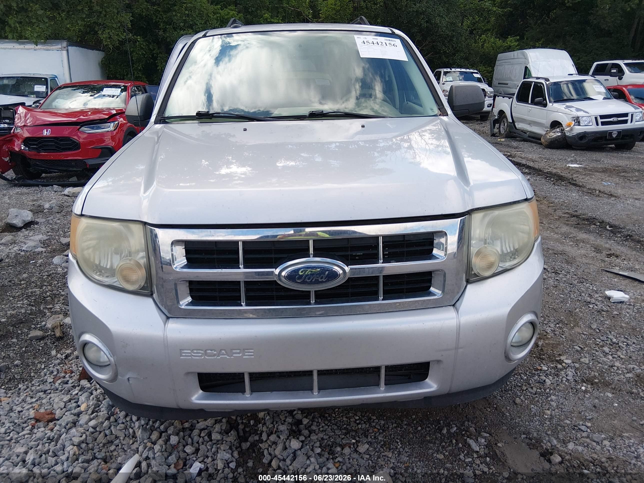 2010 Ford Escape Xlt Серый vin: 1FMCU0D72AKA30188