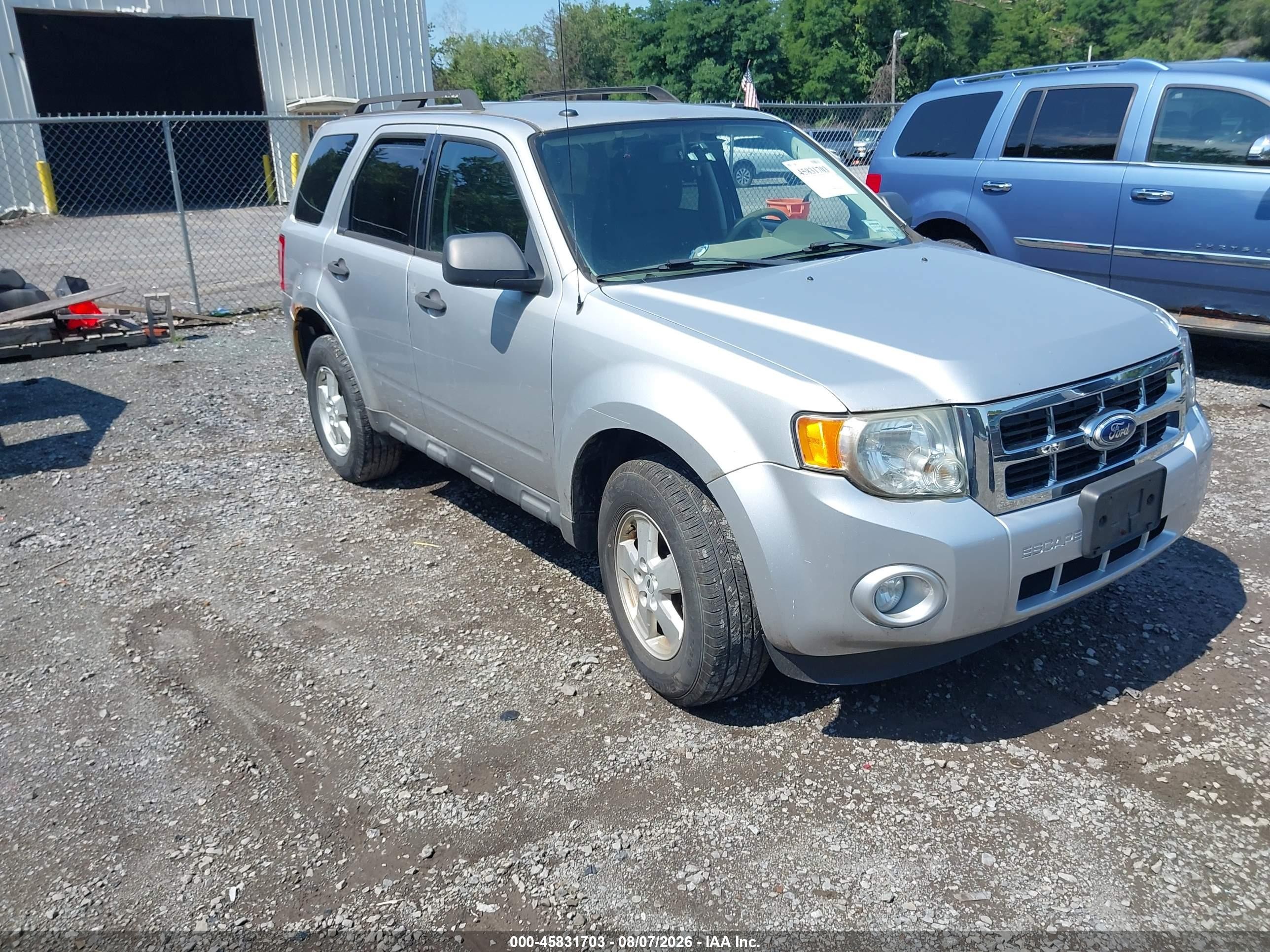 2010 Ford Escape Xlt Gray vin: 1FMCU0D72AKA93484