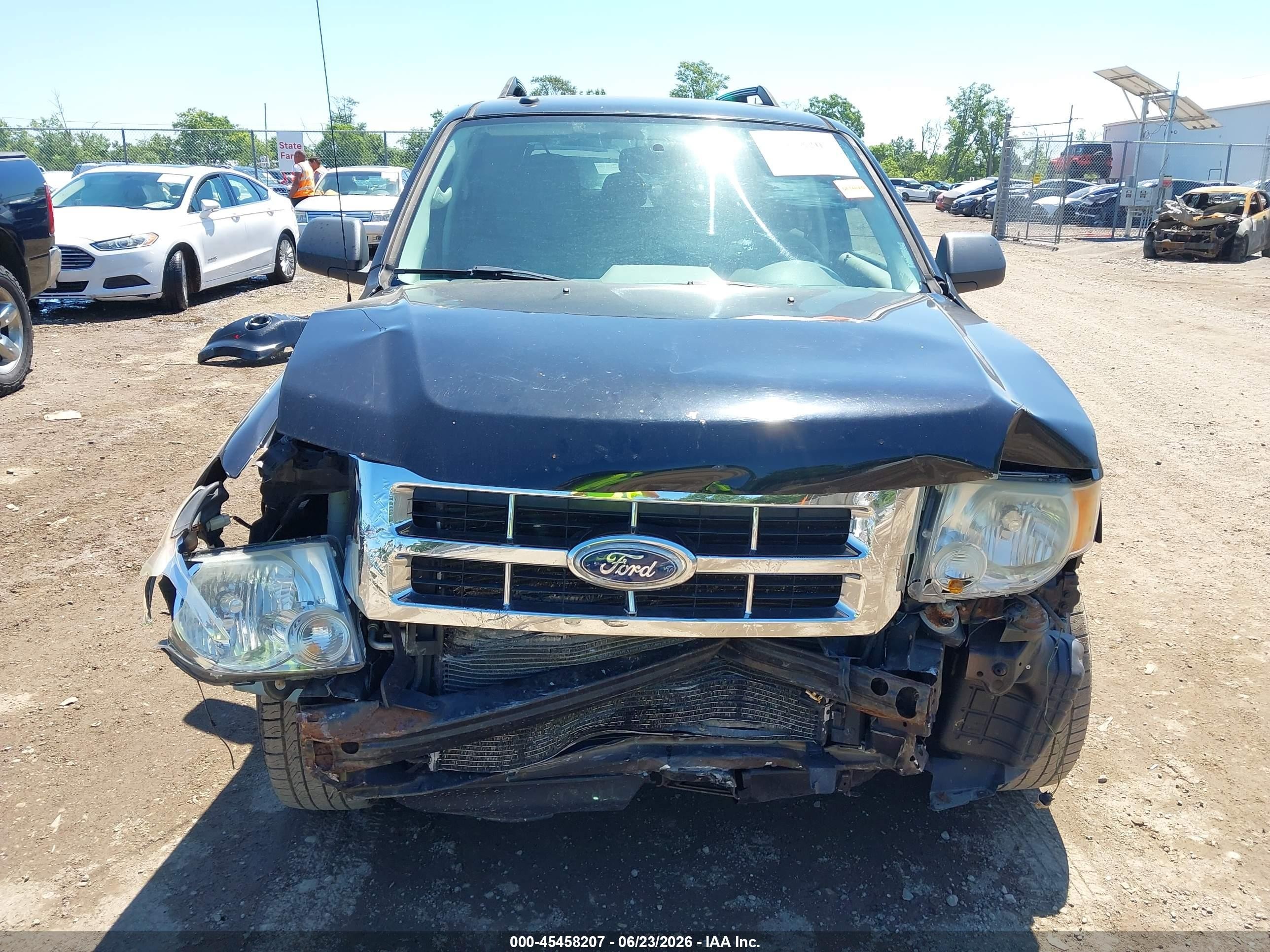 2010 Ford Escape Xlt Black vin: 1FMCU0D72AKB30887
