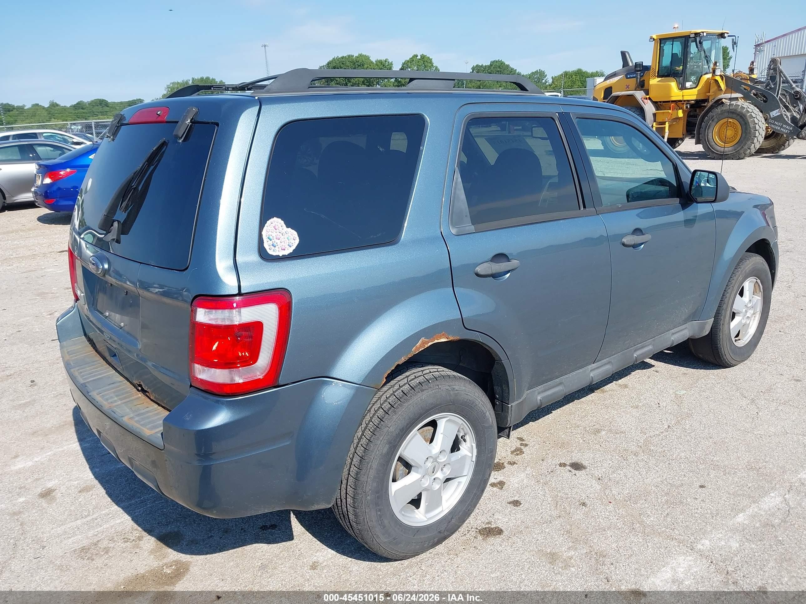 2010 Ford Escape Xlt Blue vin: 1FMCU0D72AKC41214