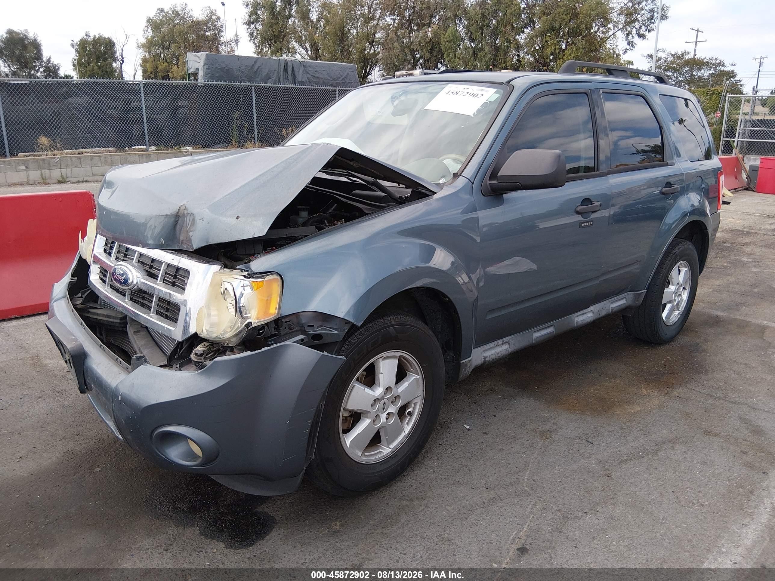 2010 Ford Escape Xlt Blue vin: 1FMCU0D72AKC61902