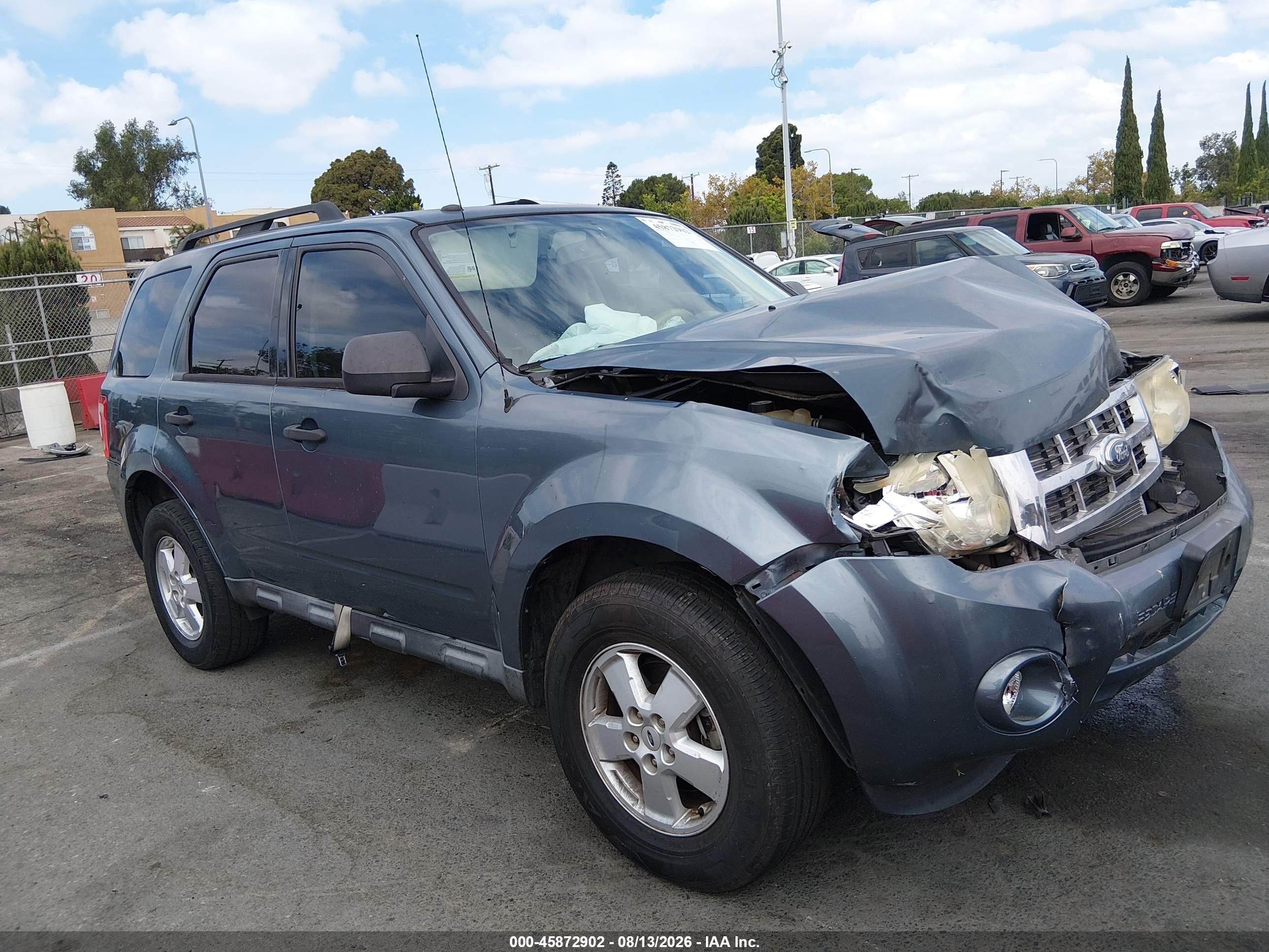 2010 Ford Escape Xlt Blue vin: 1FMCU0D72AKC61902