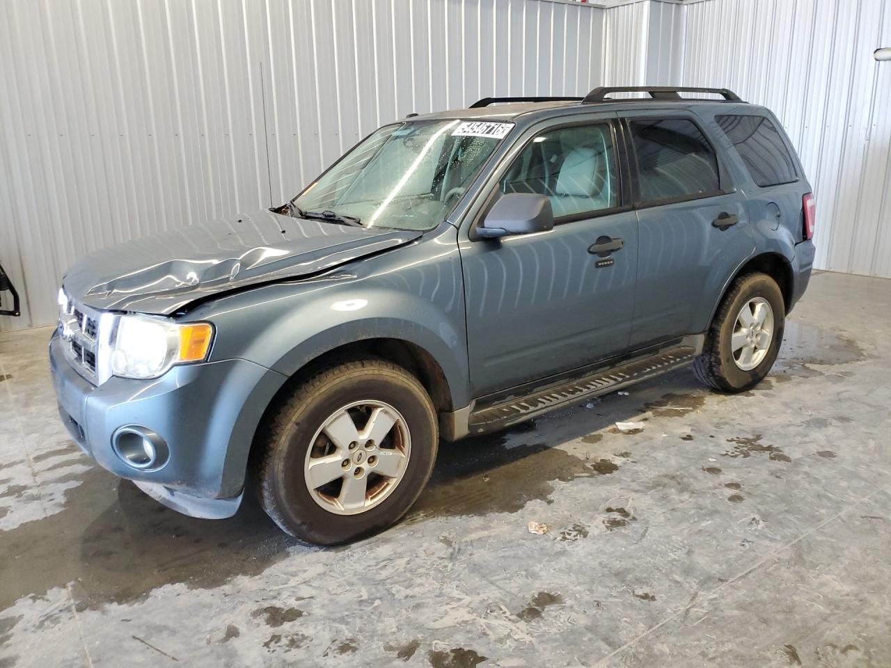 2010 Ford Escape Xlt Blue vin: 1FMCU0D72AKC94138 Damage: Left Front Fender, Severe Damage, Replacement Required