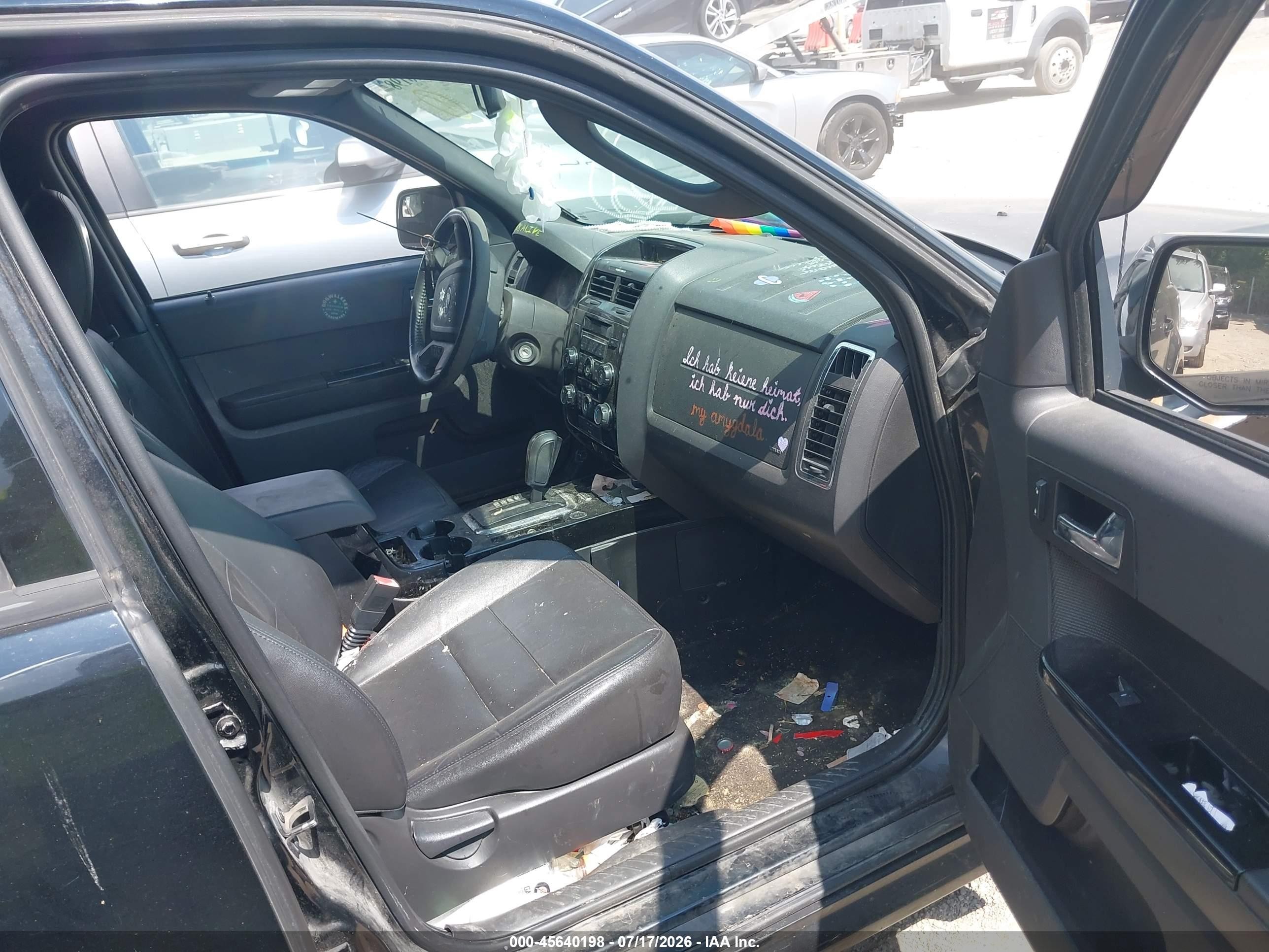 2010 Ford Escape Xlt Черный vin: 1FMCU0D72AKD09558