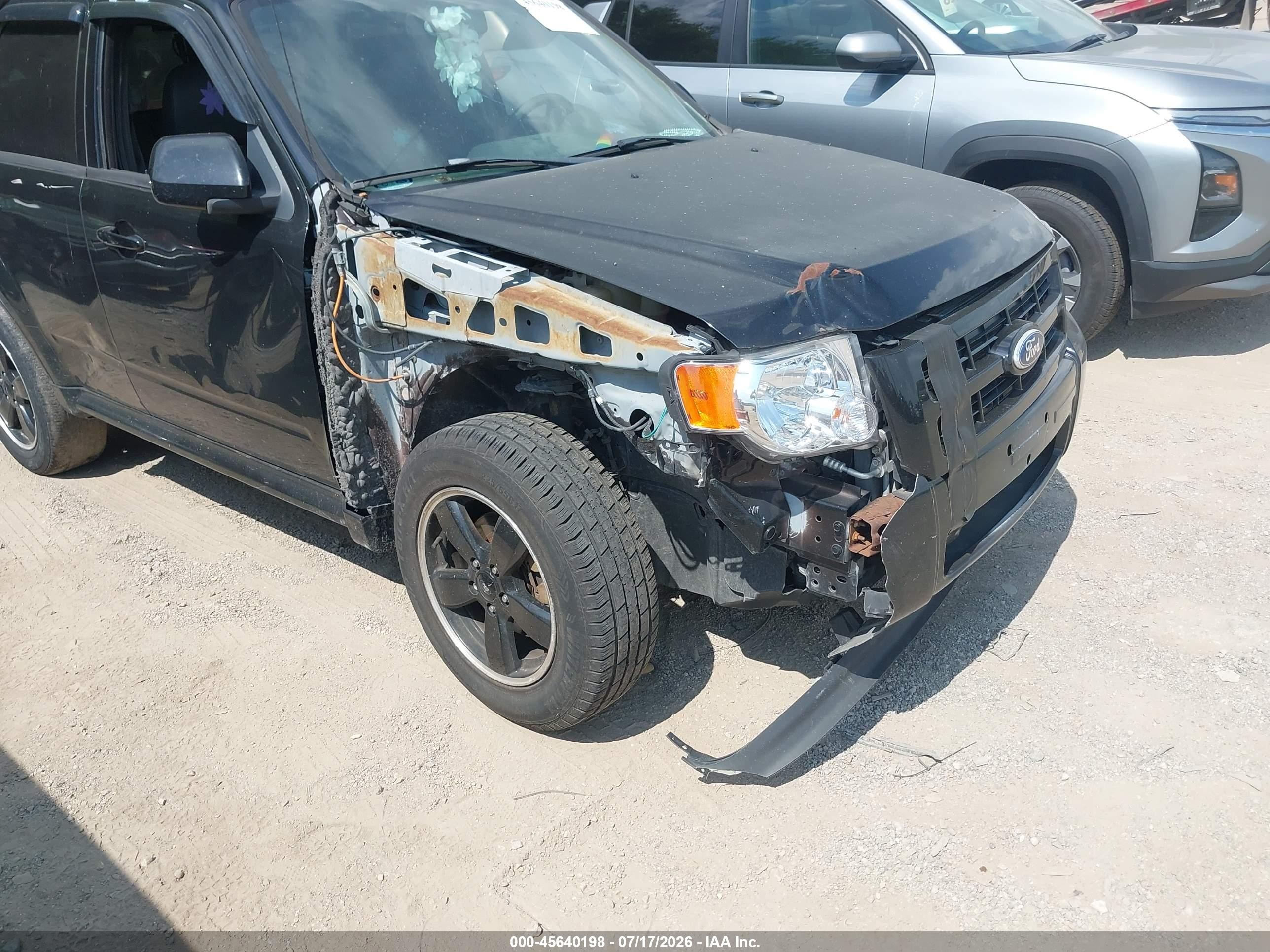 2010 Ford Escape Xlt Черный vin: 1FMCU0D72AKD09558