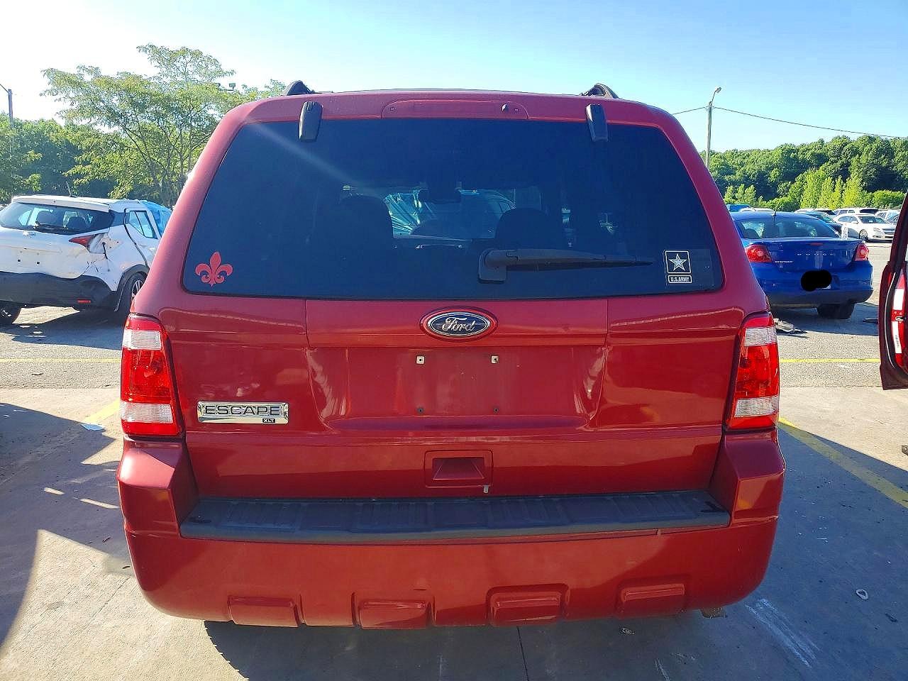 2010 Ford Escape Xlt Red vin: 1FMCU0D72AKD31835